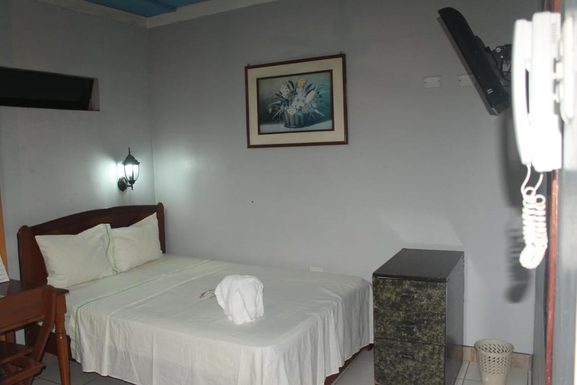 Standard Double Room with Fan photo 2