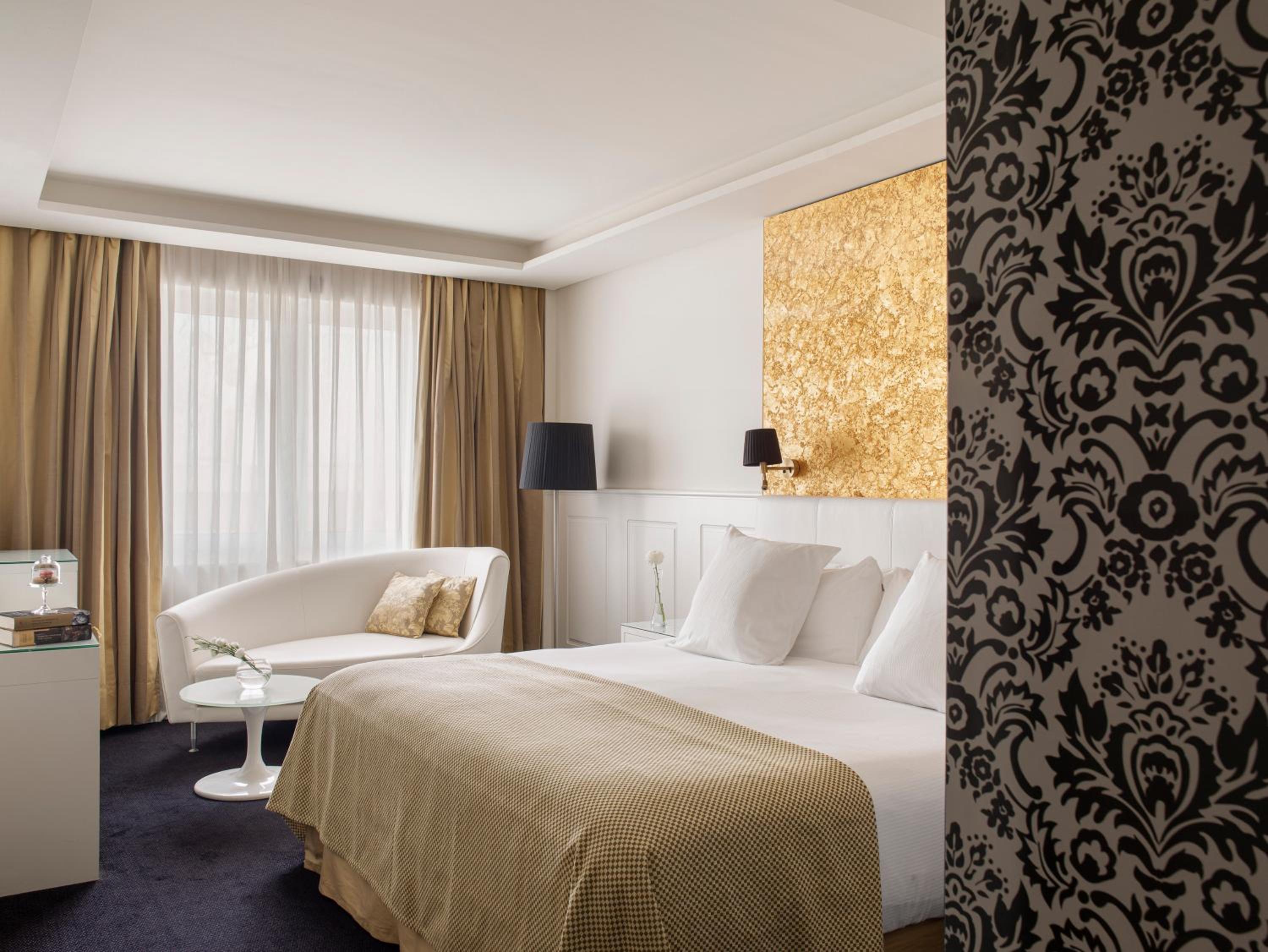 Premium Room - Photo 1