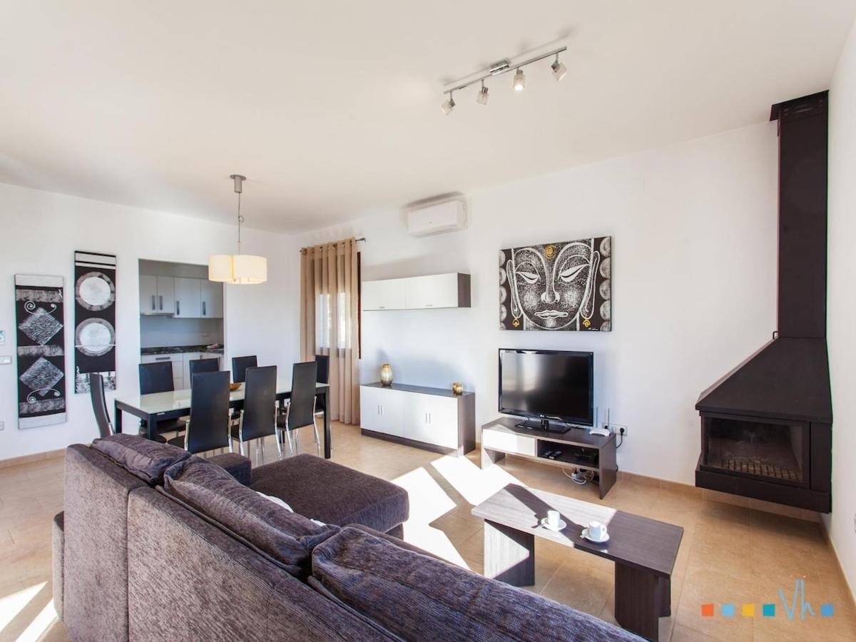 Villa - Photo 4