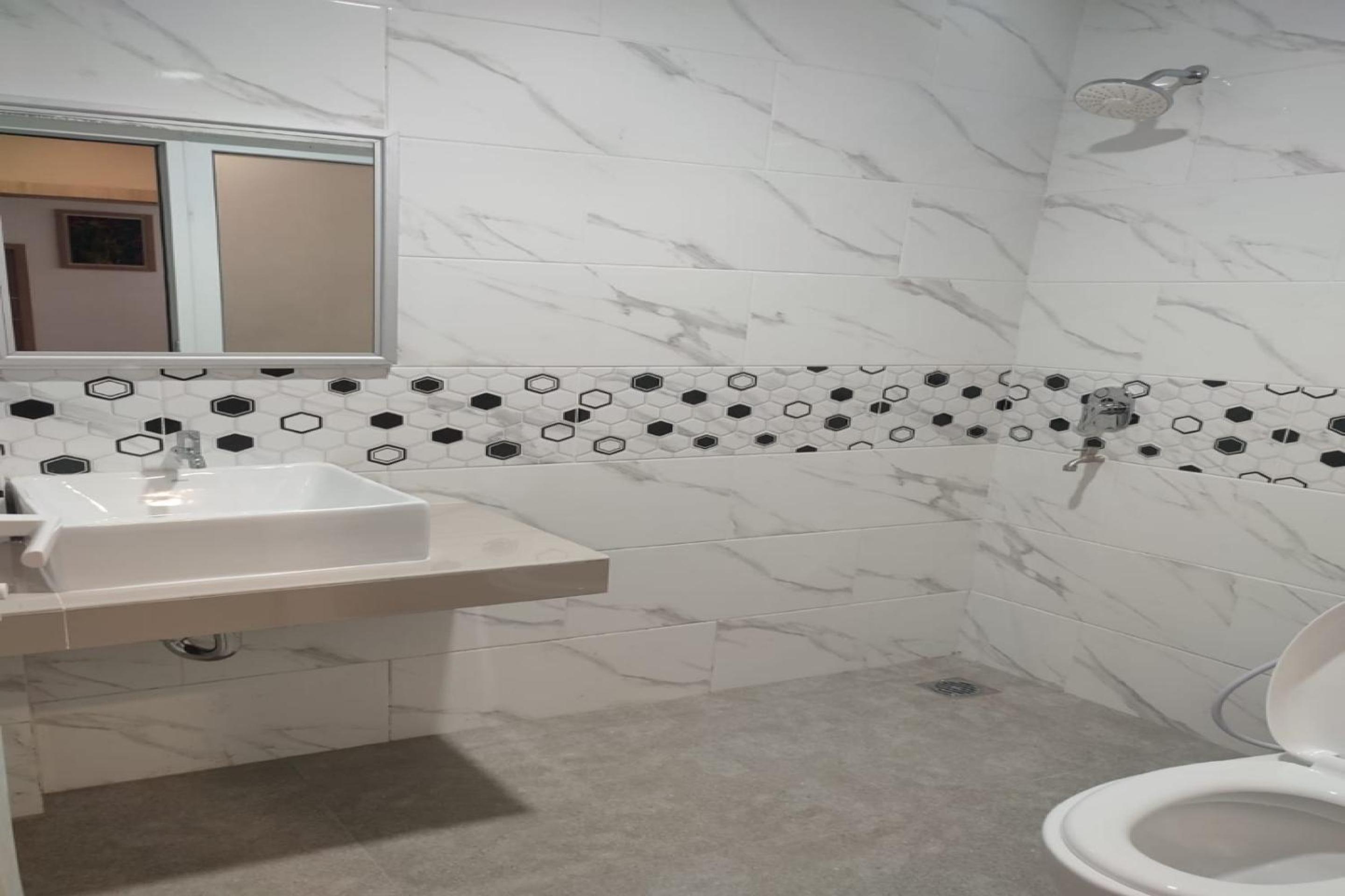 Deluxe Suite - Photo 3