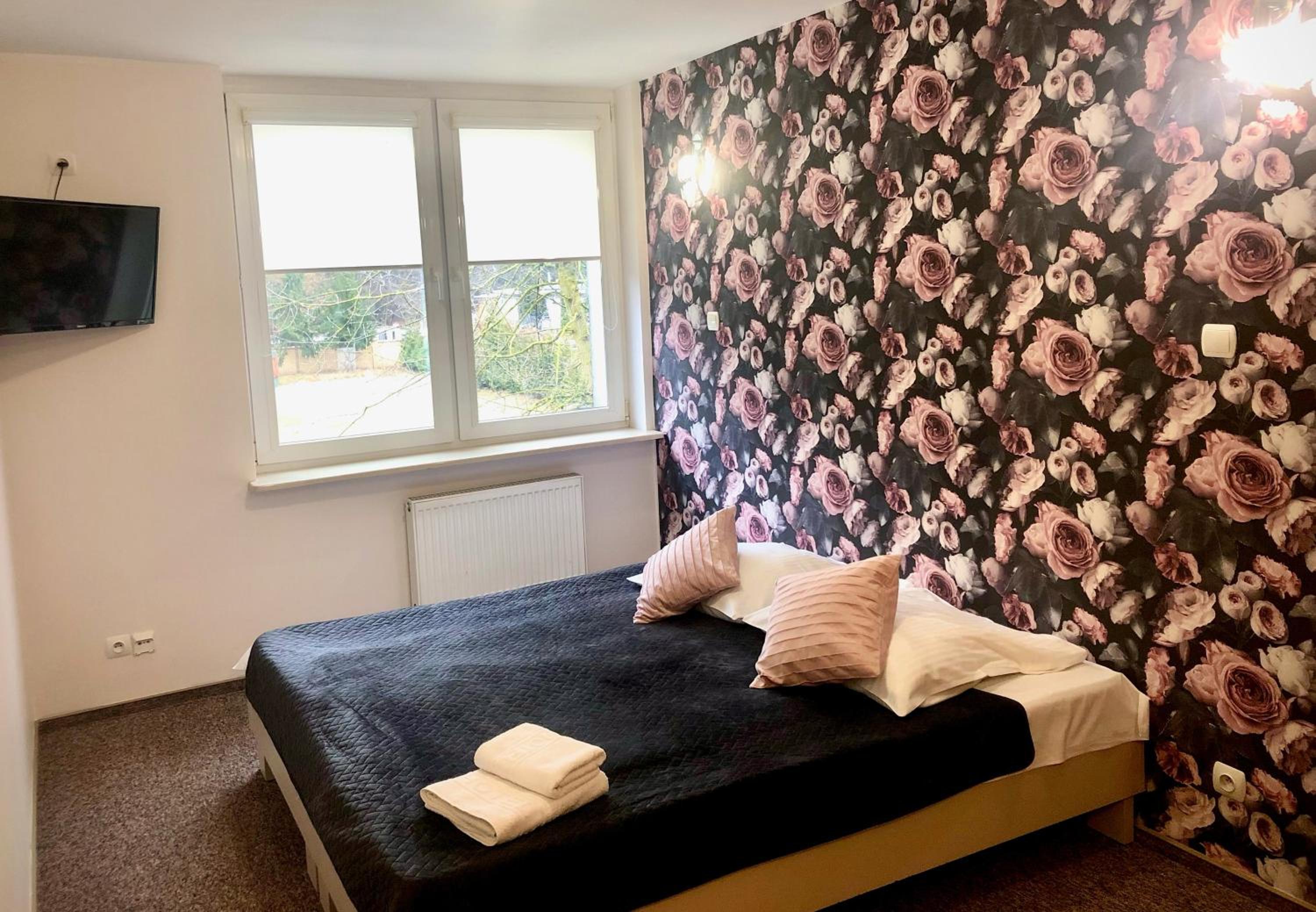 Twin Room - Photo 87