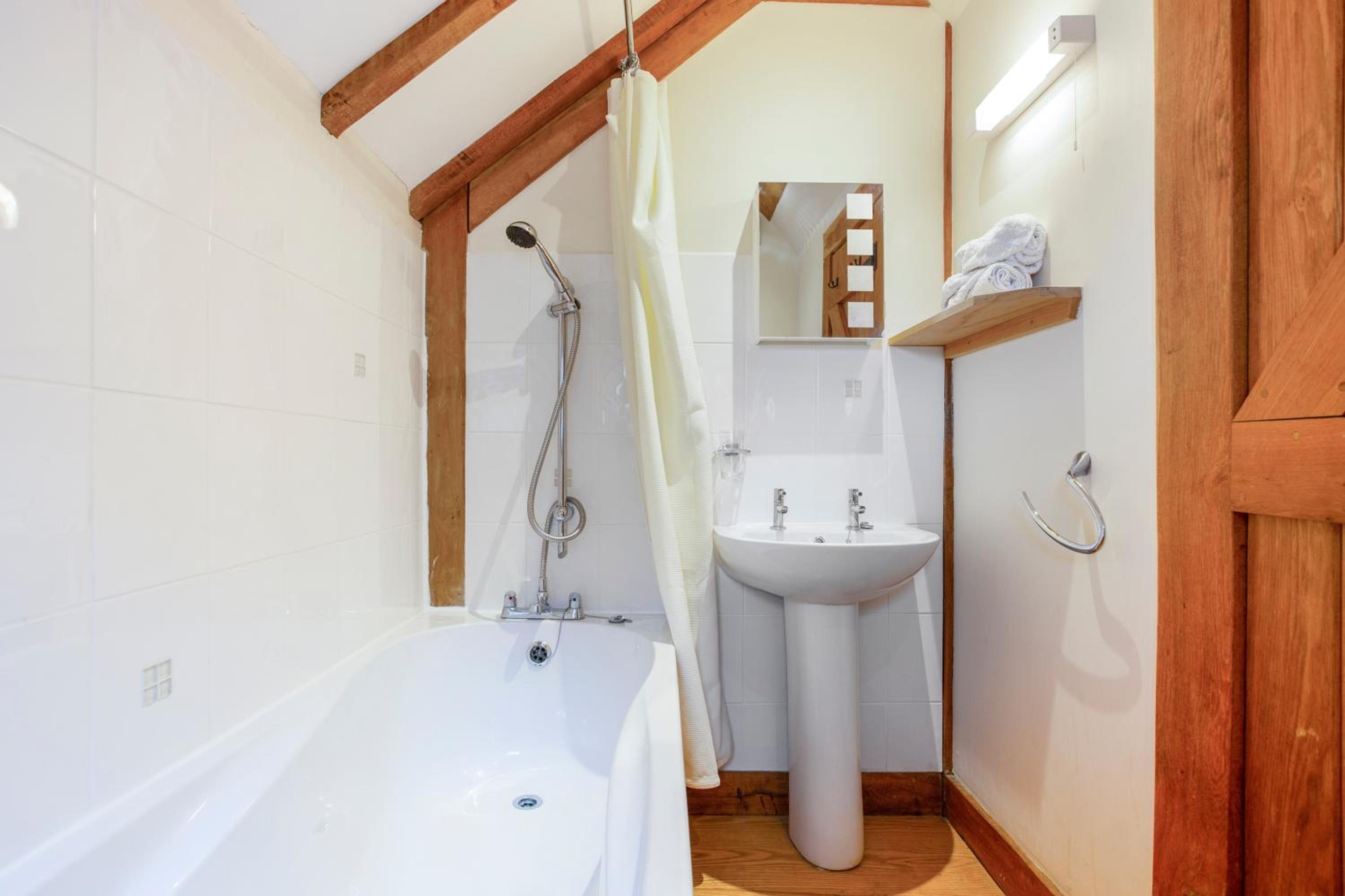 Two-Bedroom House photo 3