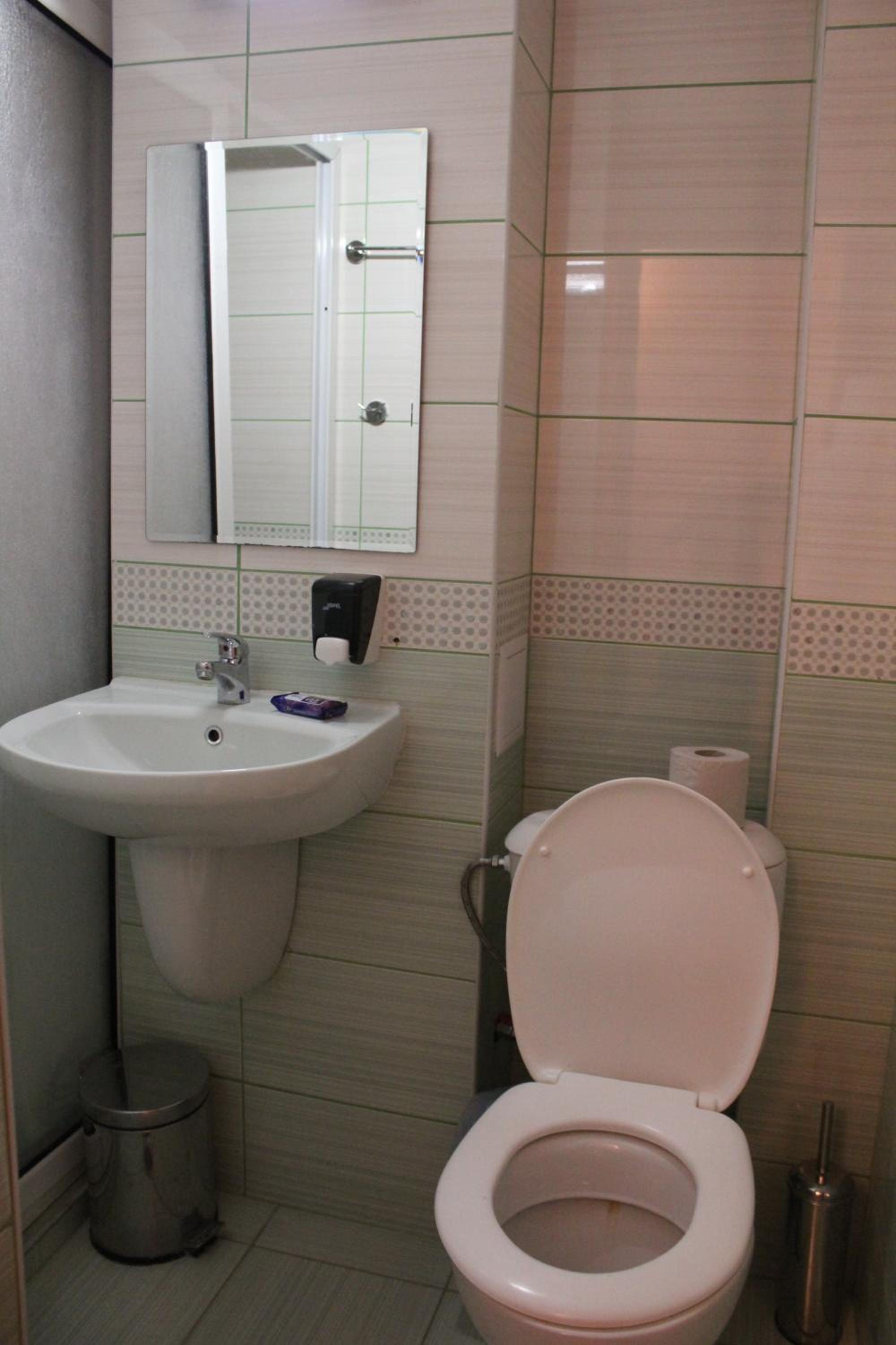 Triple Room with Balcony - Photo 2