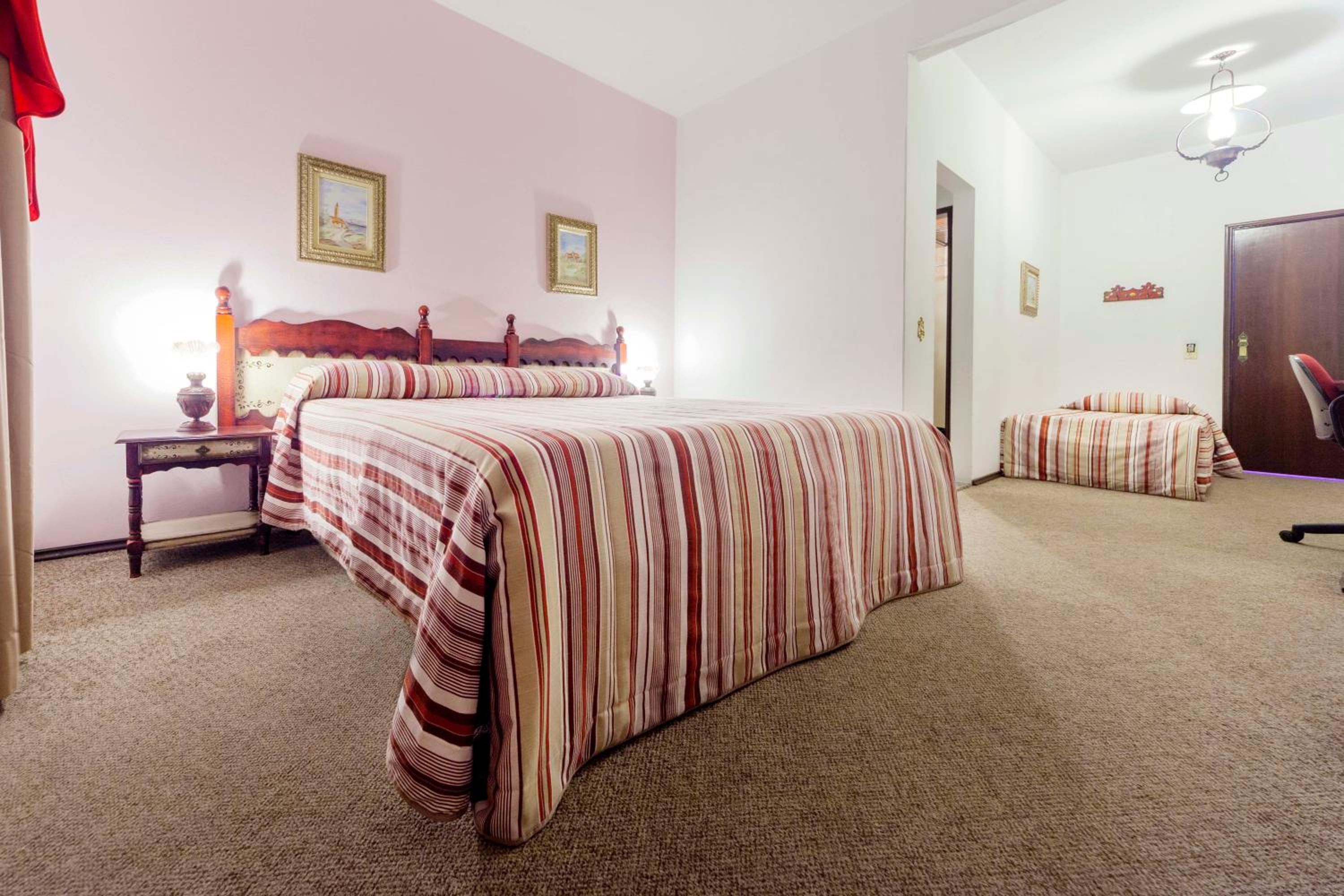 Deluxe Double Room with Double Bed photo 3