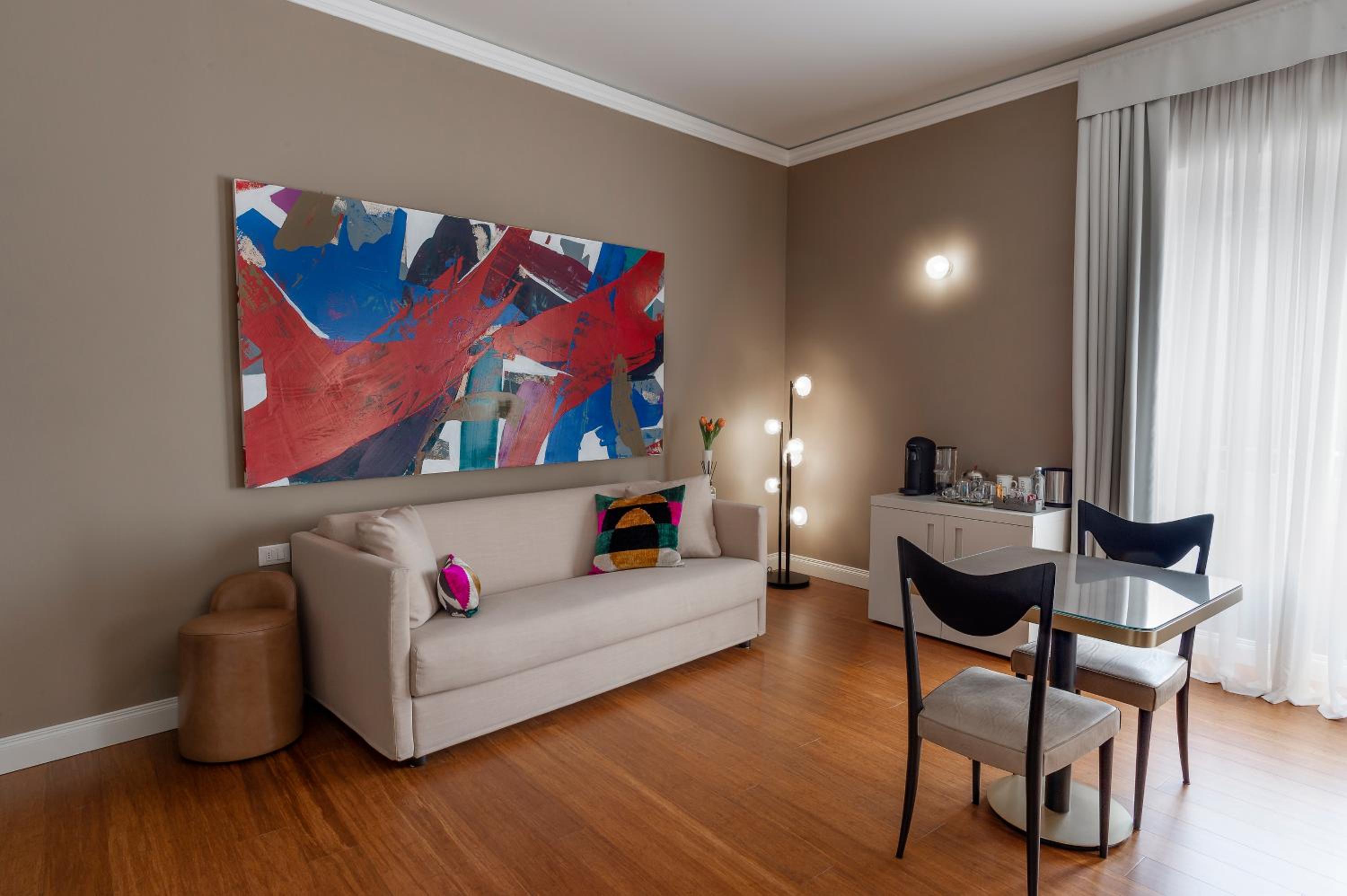Junior Suite - Photo 2