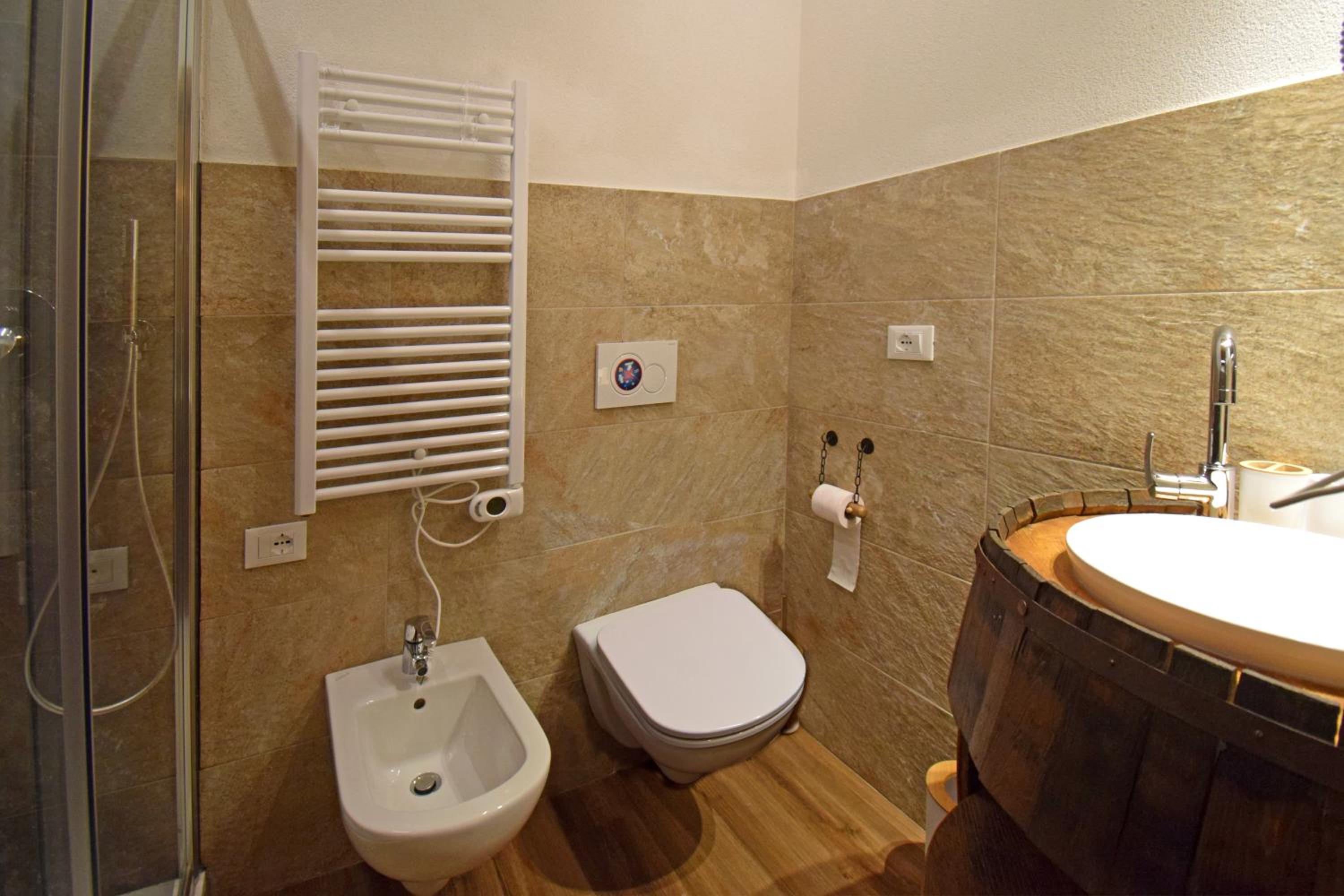 Large Double Room photo 2