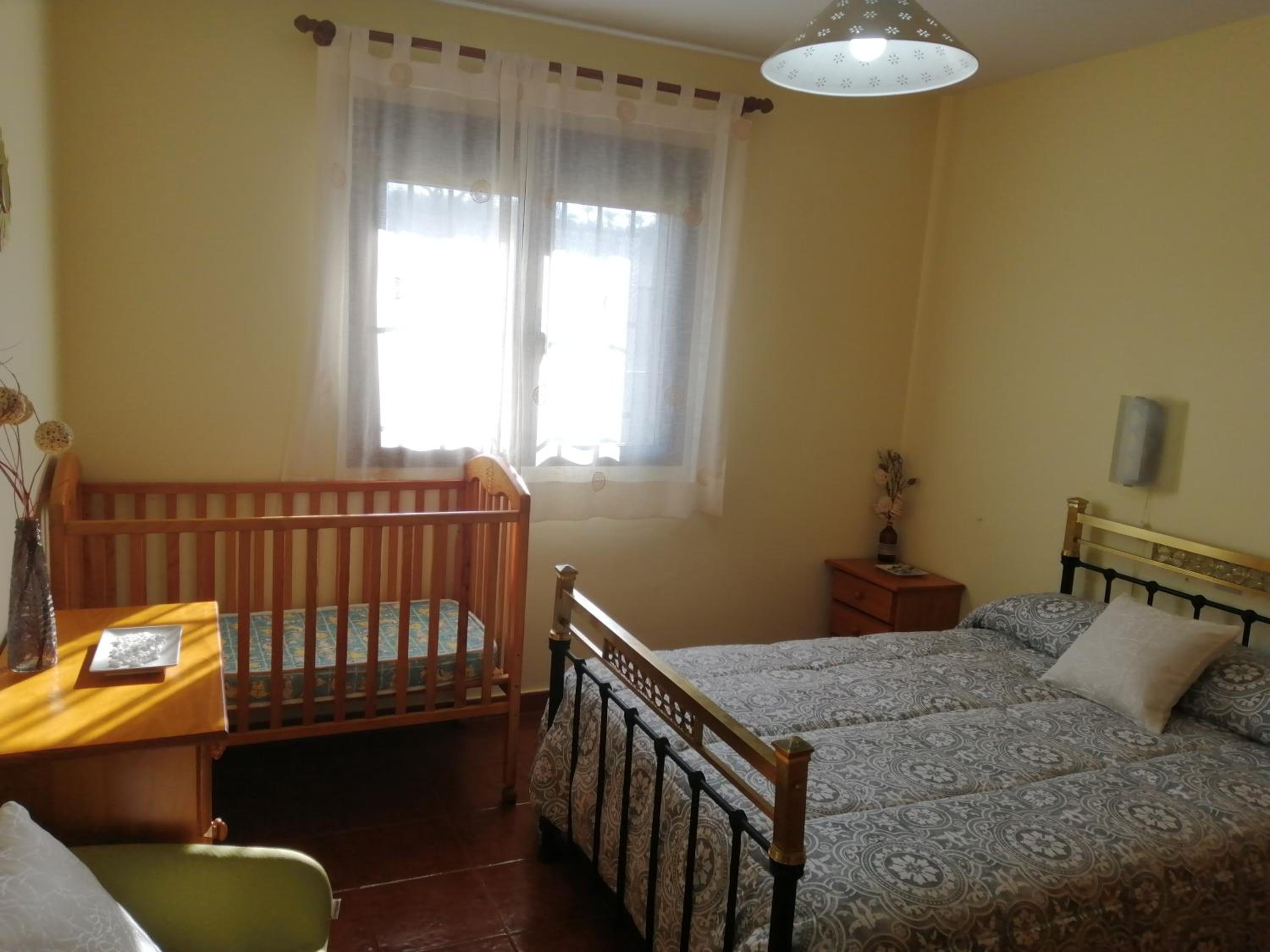 Four-Bedroom House photo 3