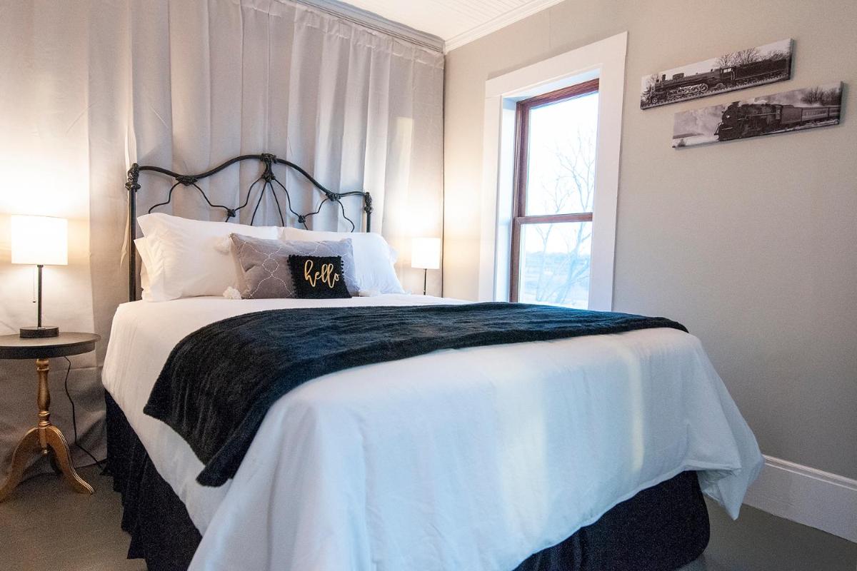 Standard Queen Room photo 1