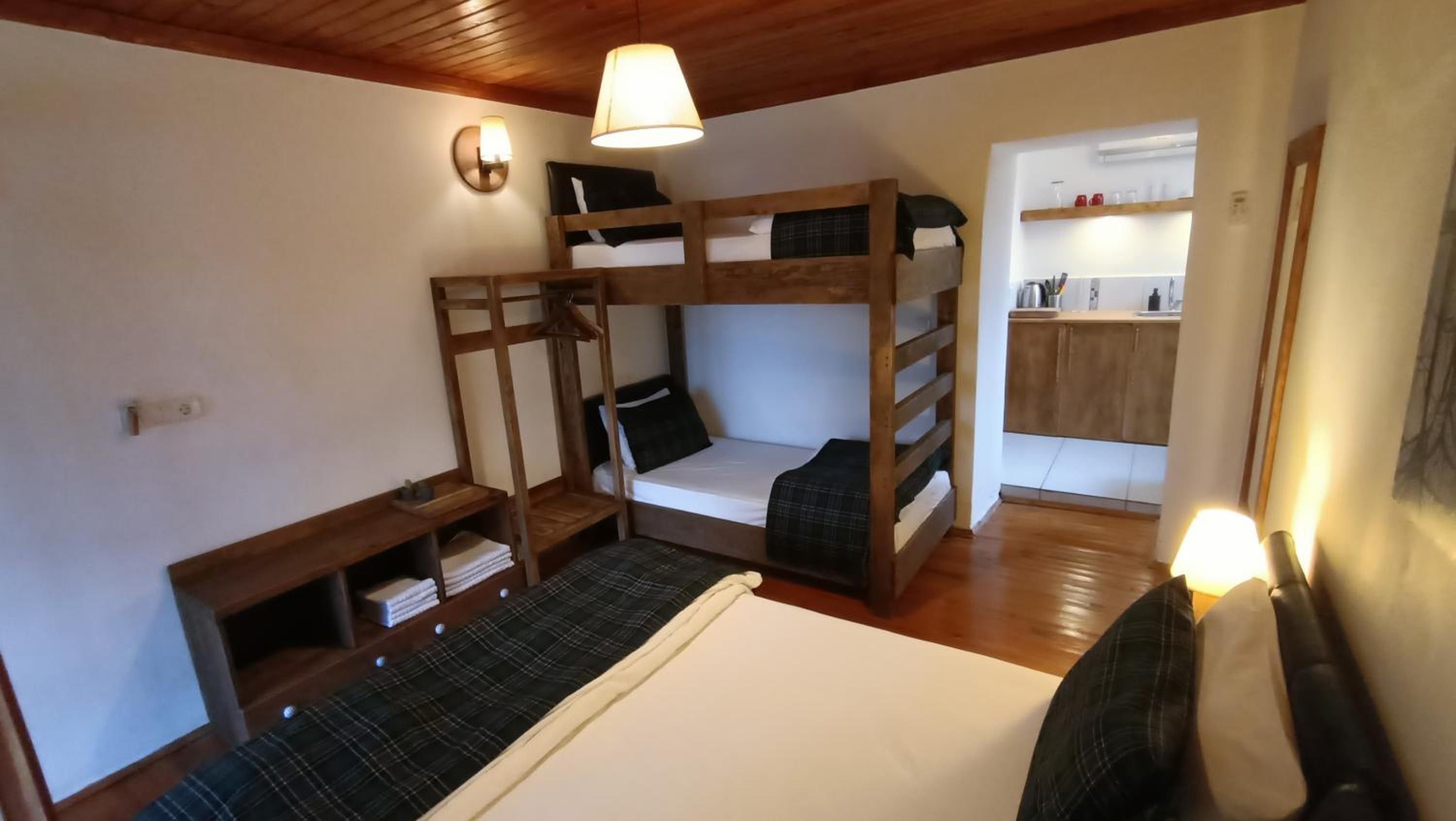 Triple Room with Balcony photo 3