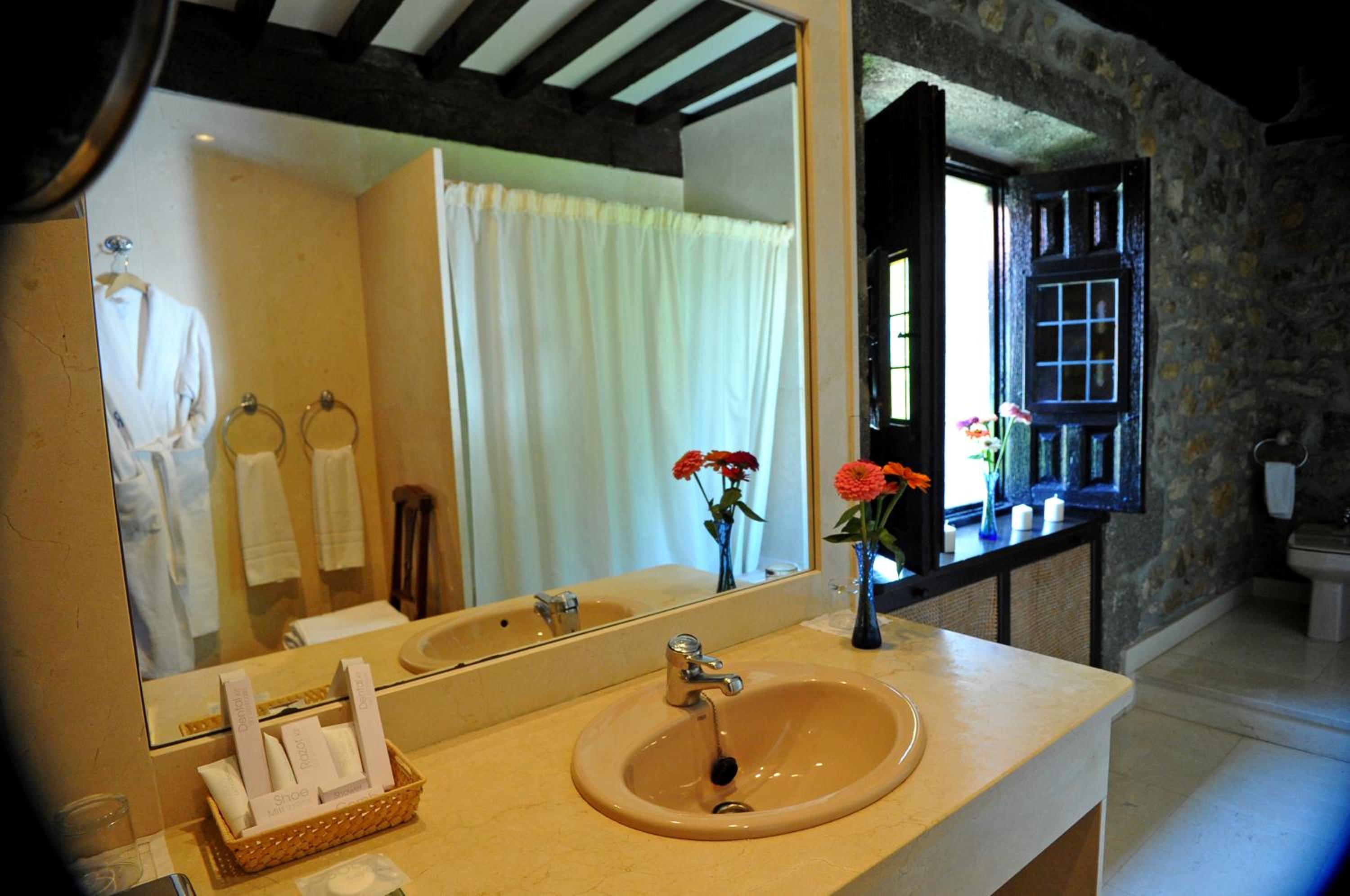 Superior Double Room - Photo 11