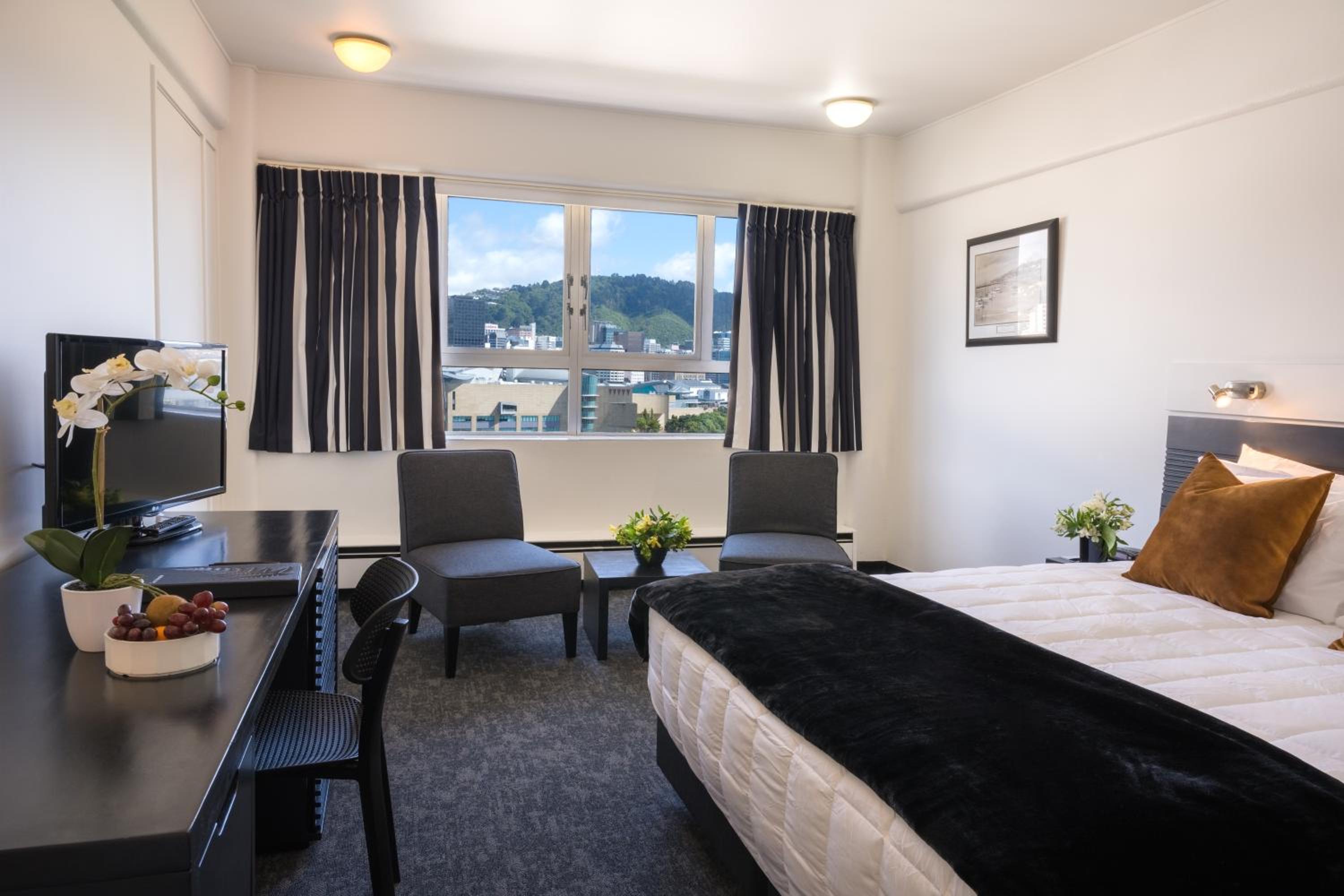 Standard King Room photo 1