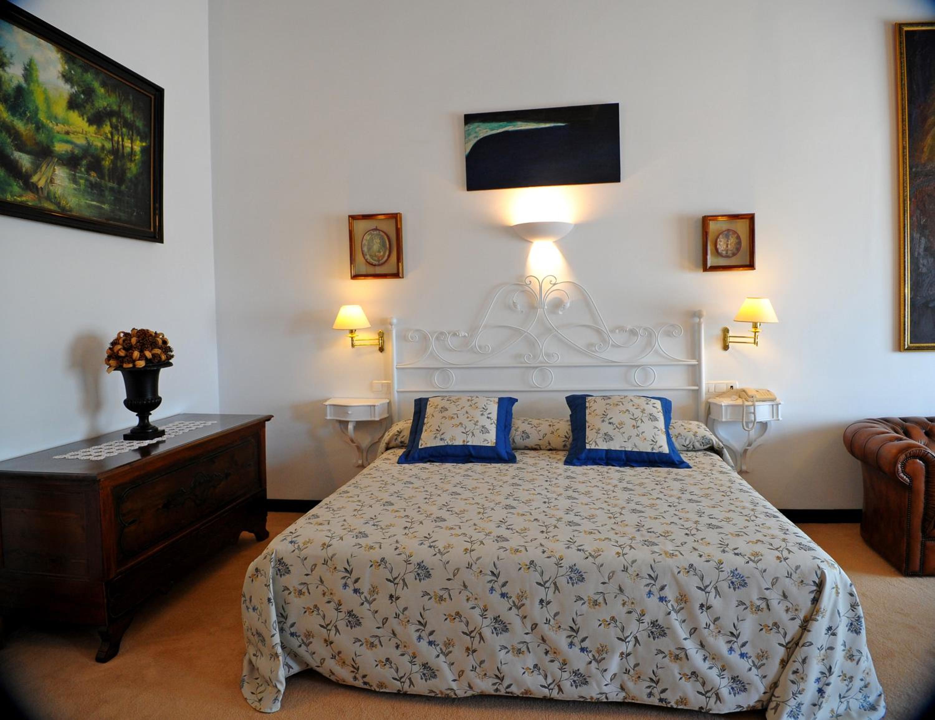 Suite with Hydro Massage and Terrace - Photo 38