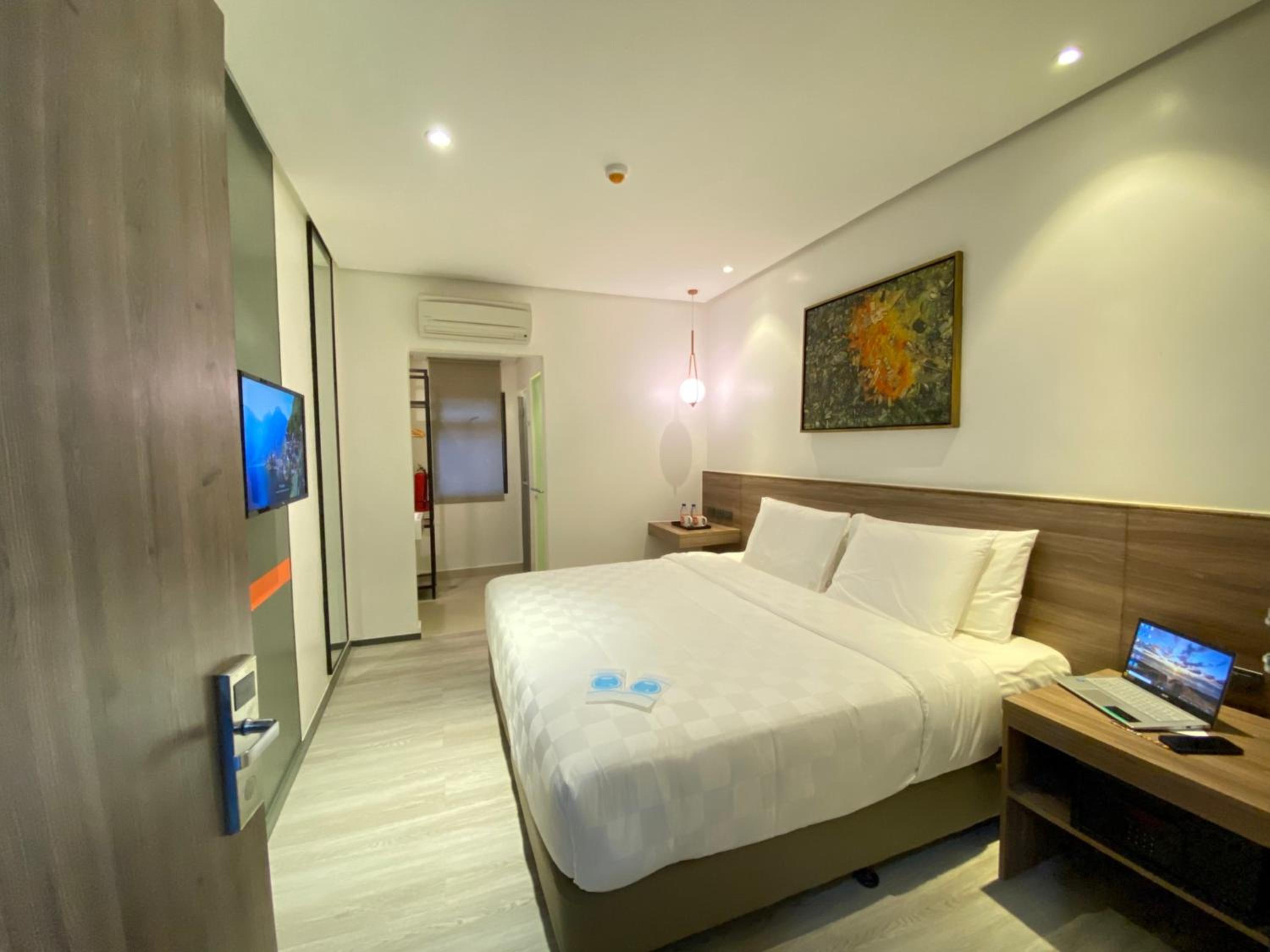 Superior King Room - Photo 5