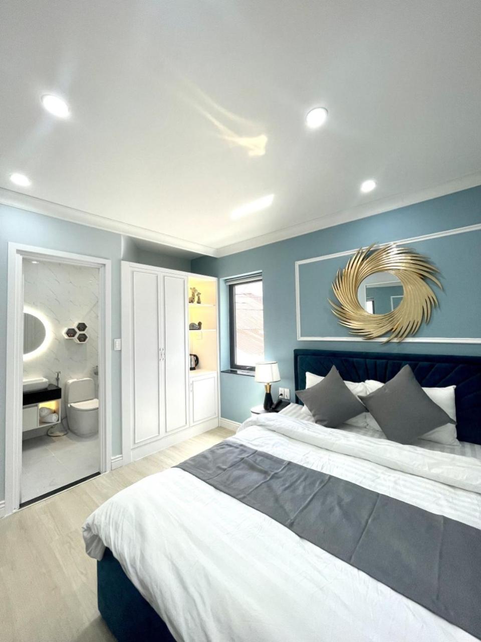 Deluxe Double Room - Photo 8