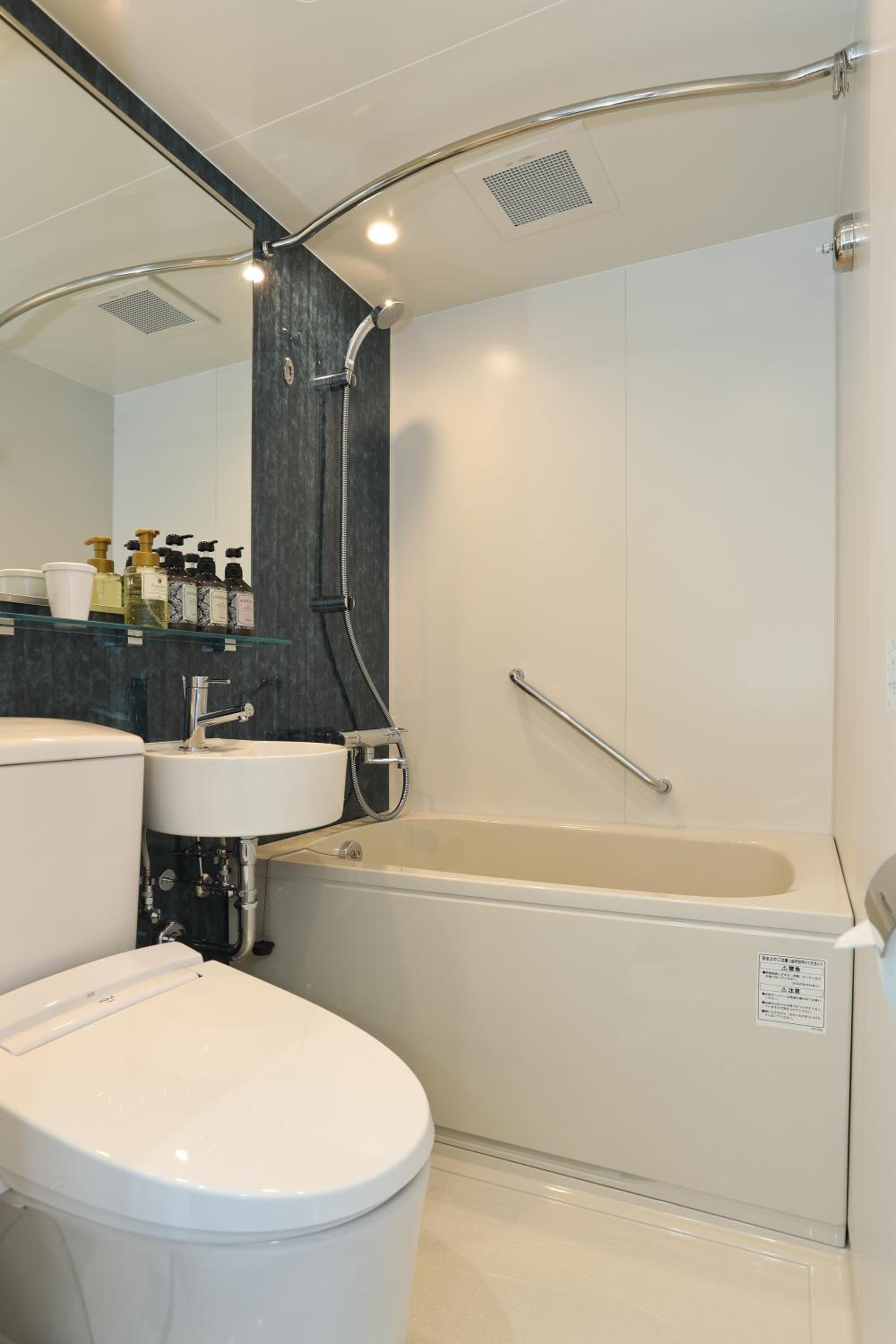 Single Room - Photo 2