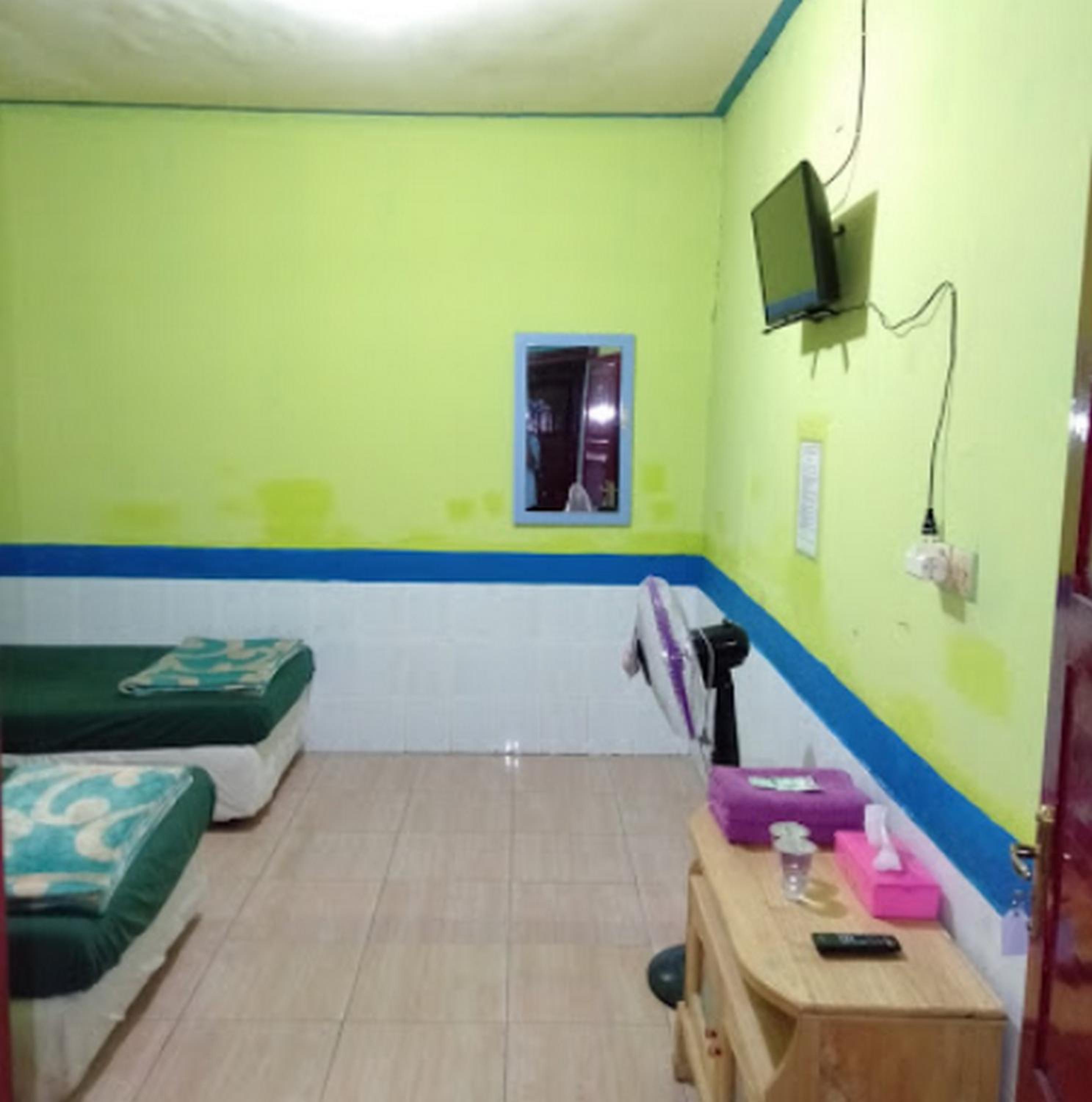 Twin Room - Photo 7