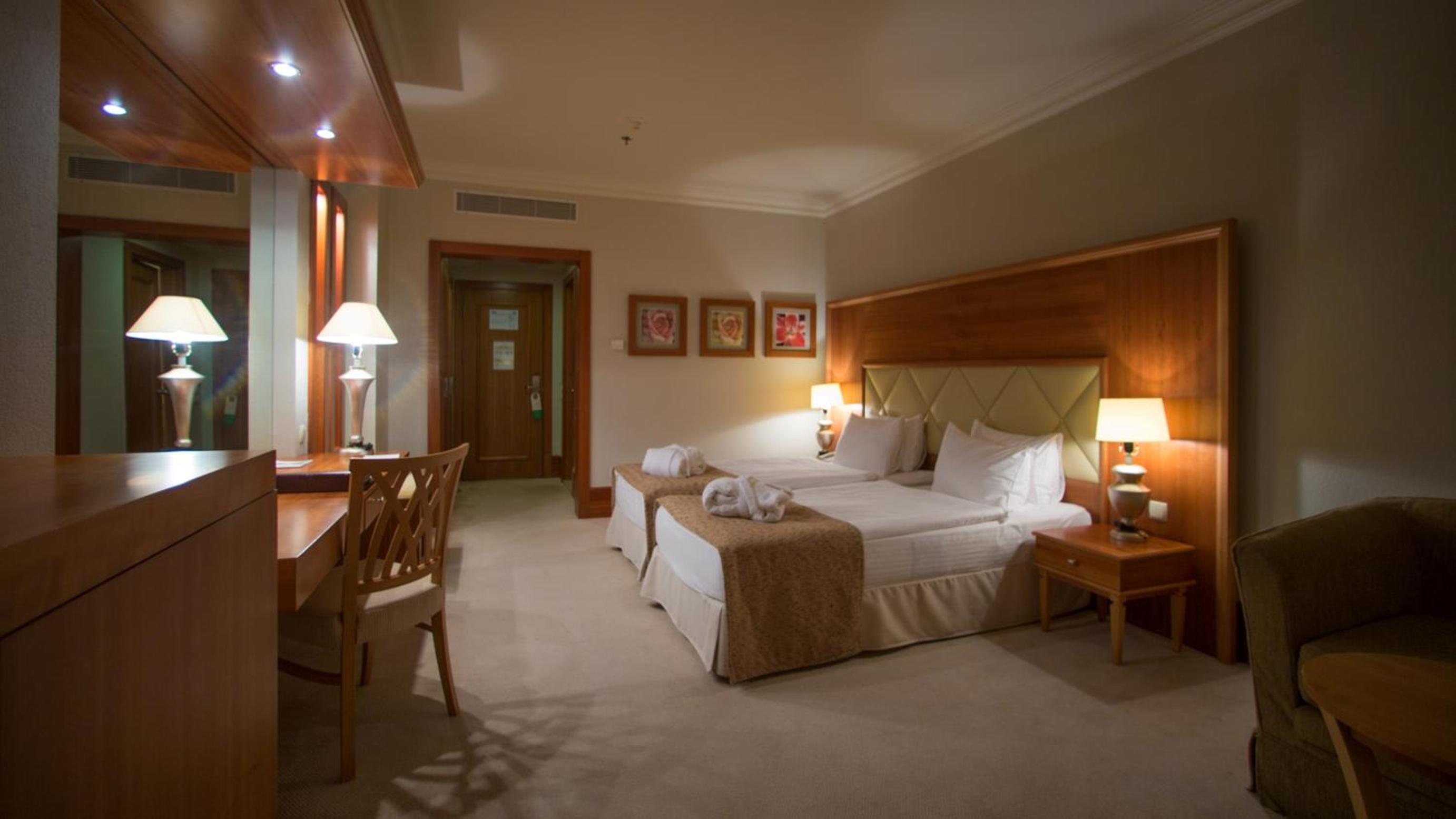 Superior Twin Room photo 2