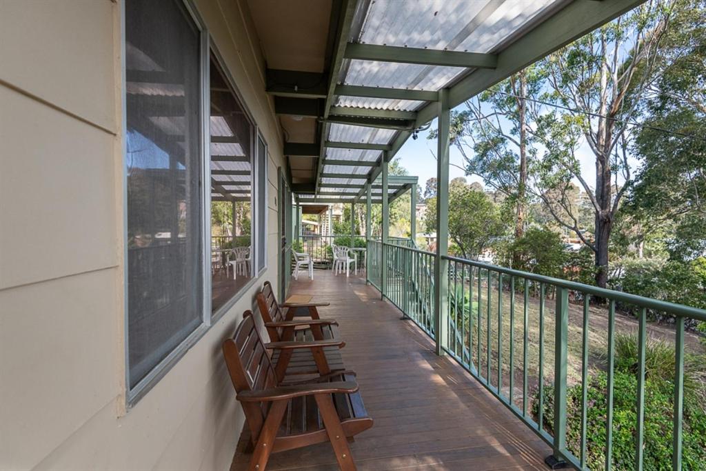 Three-Bedroom House photo 2