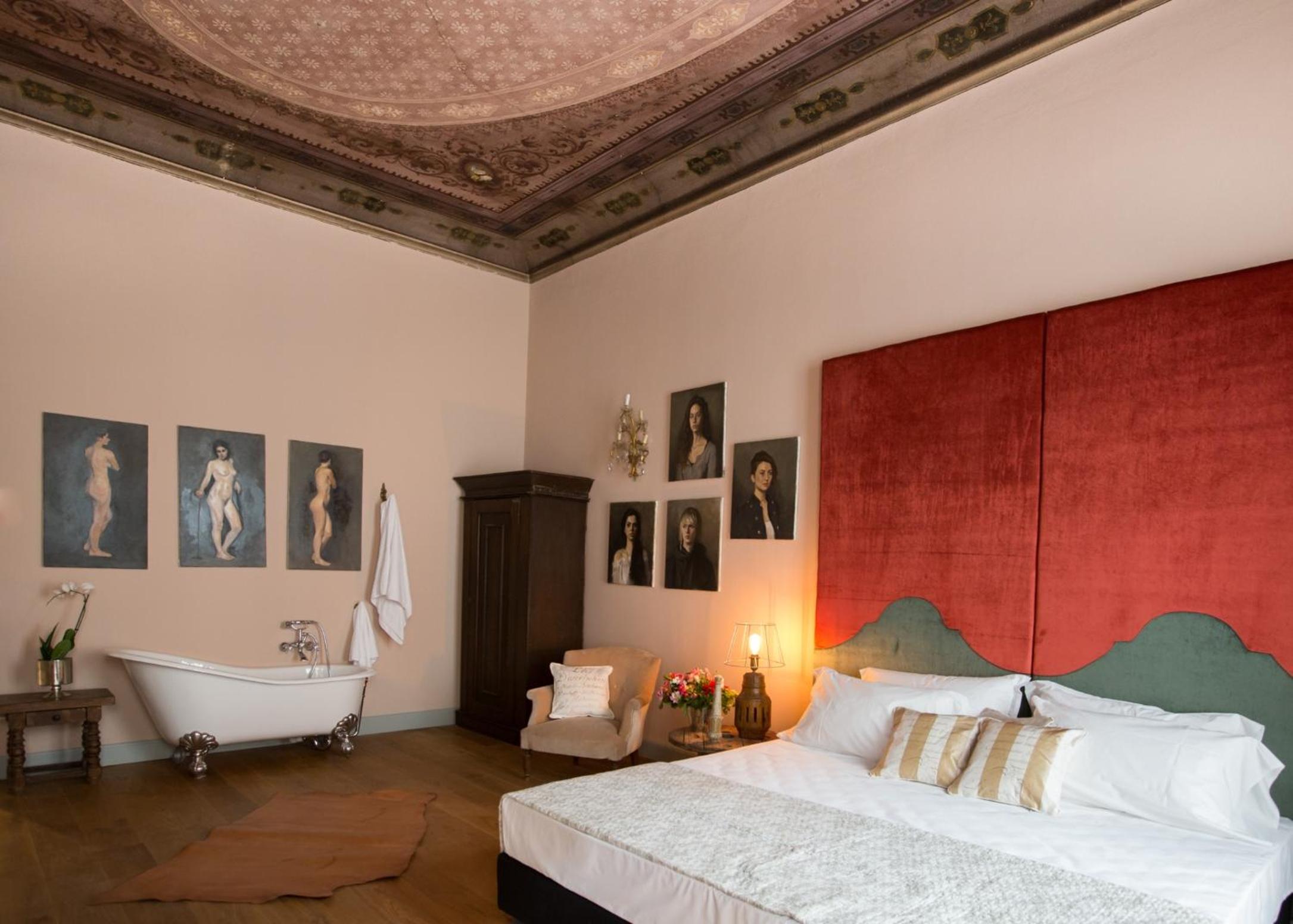 Deluxe Double Room photo 2