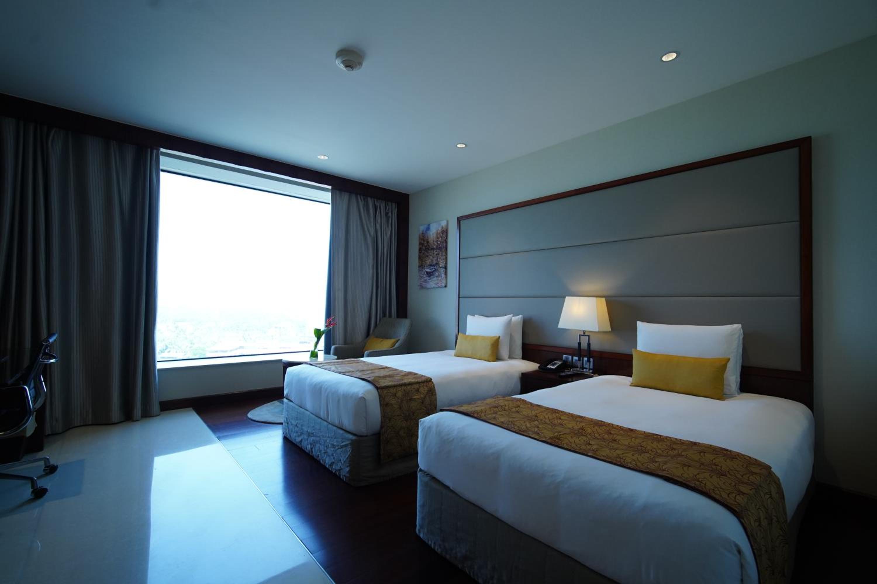 Standard Twin Room with Two Twin Beds – Smoking