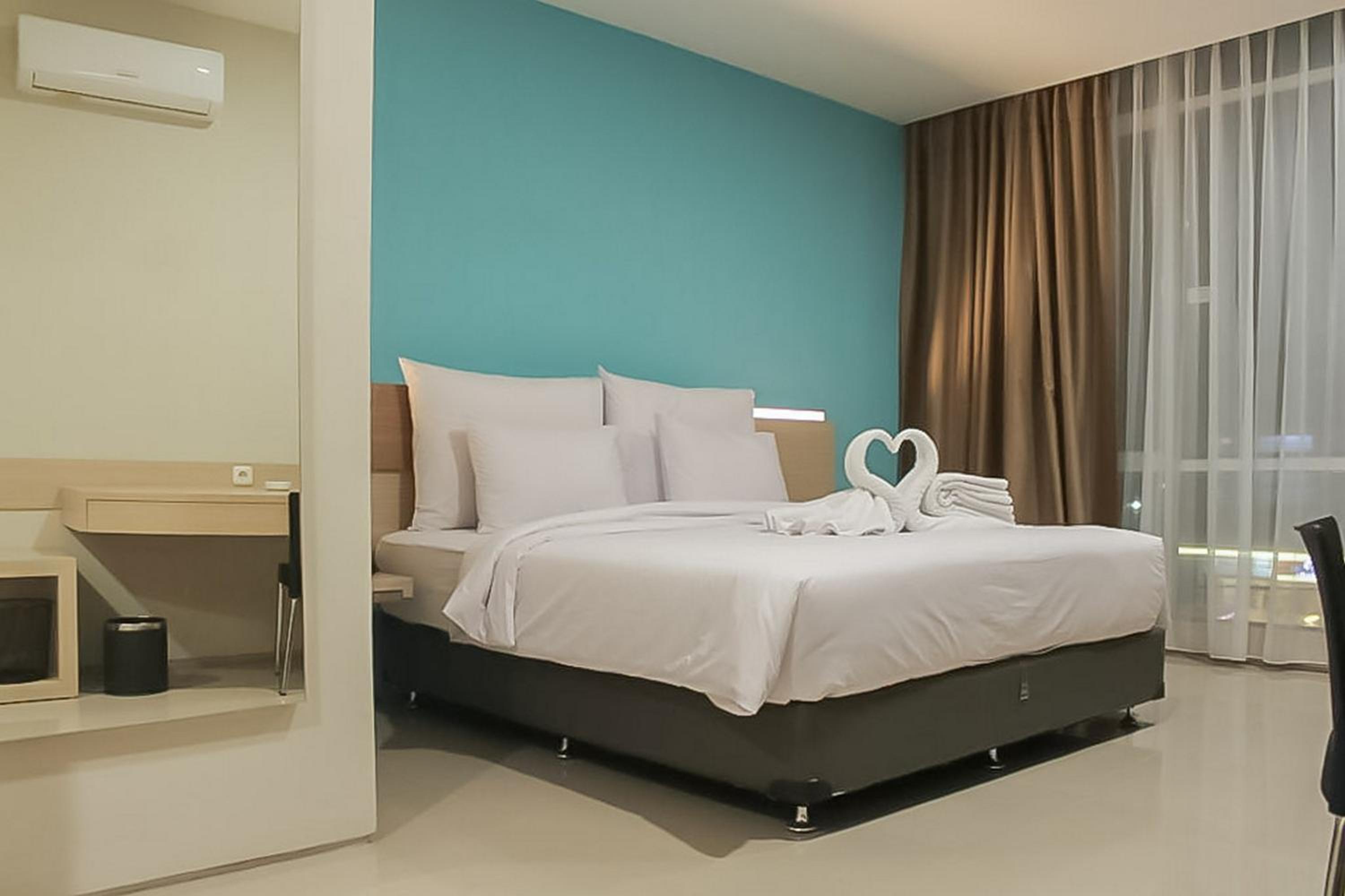 Deluxe Room - Photo 2