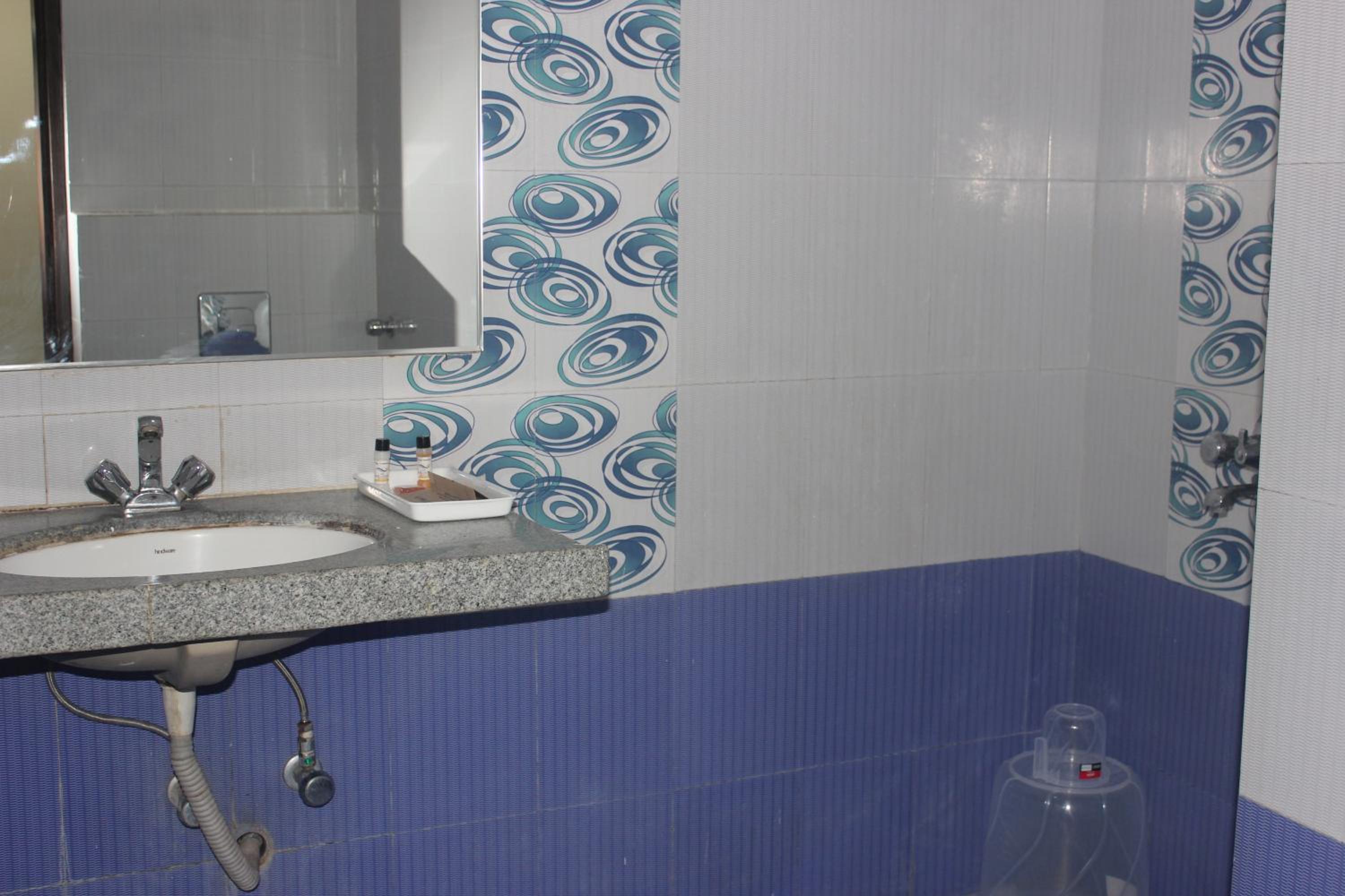 King Room with Lake View photo 2