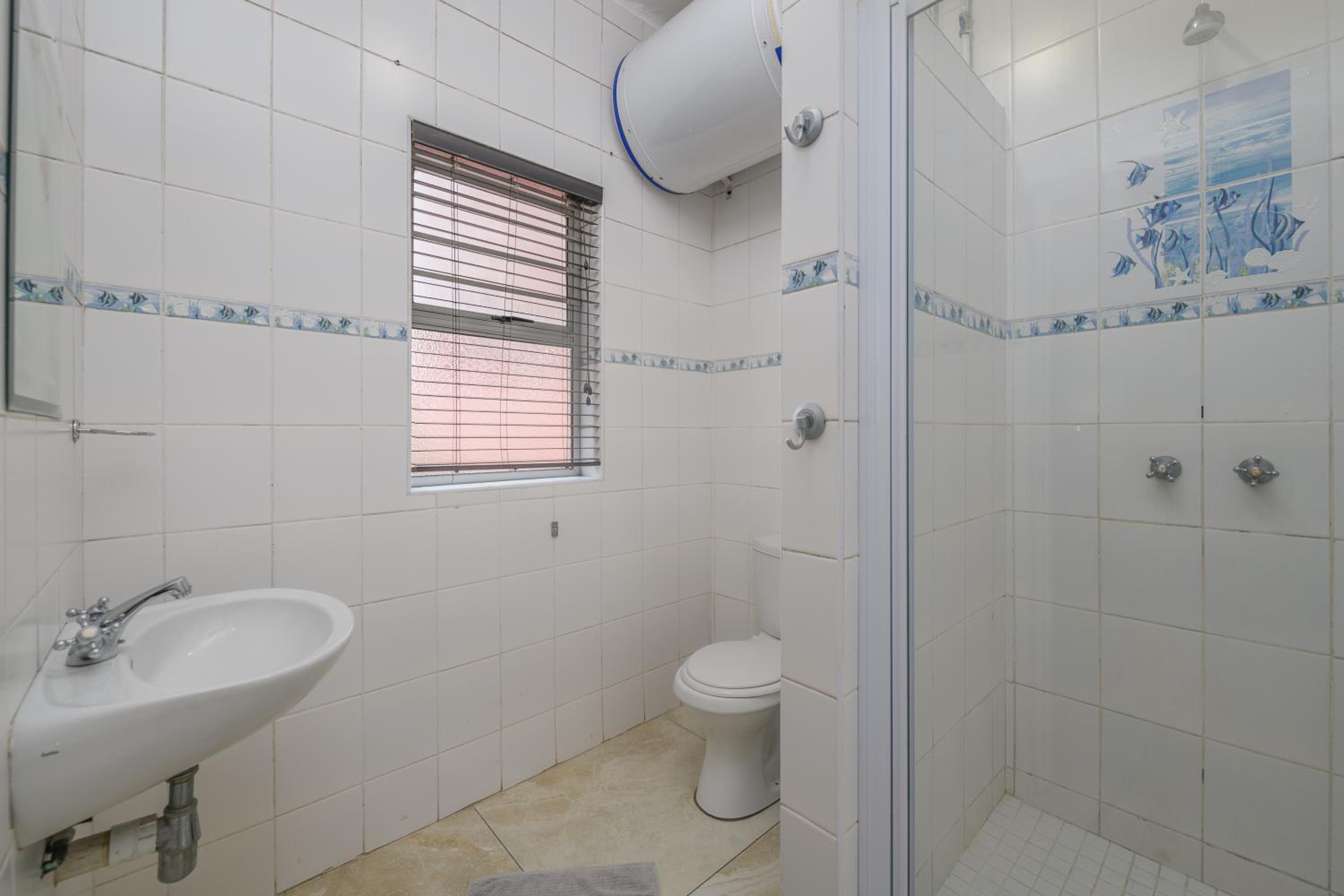 Studio Apartment - Photo 2