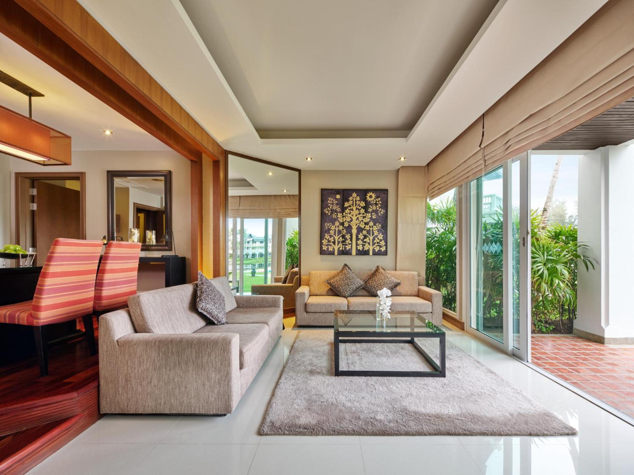 Two-Bedroom Island Suite photo 3