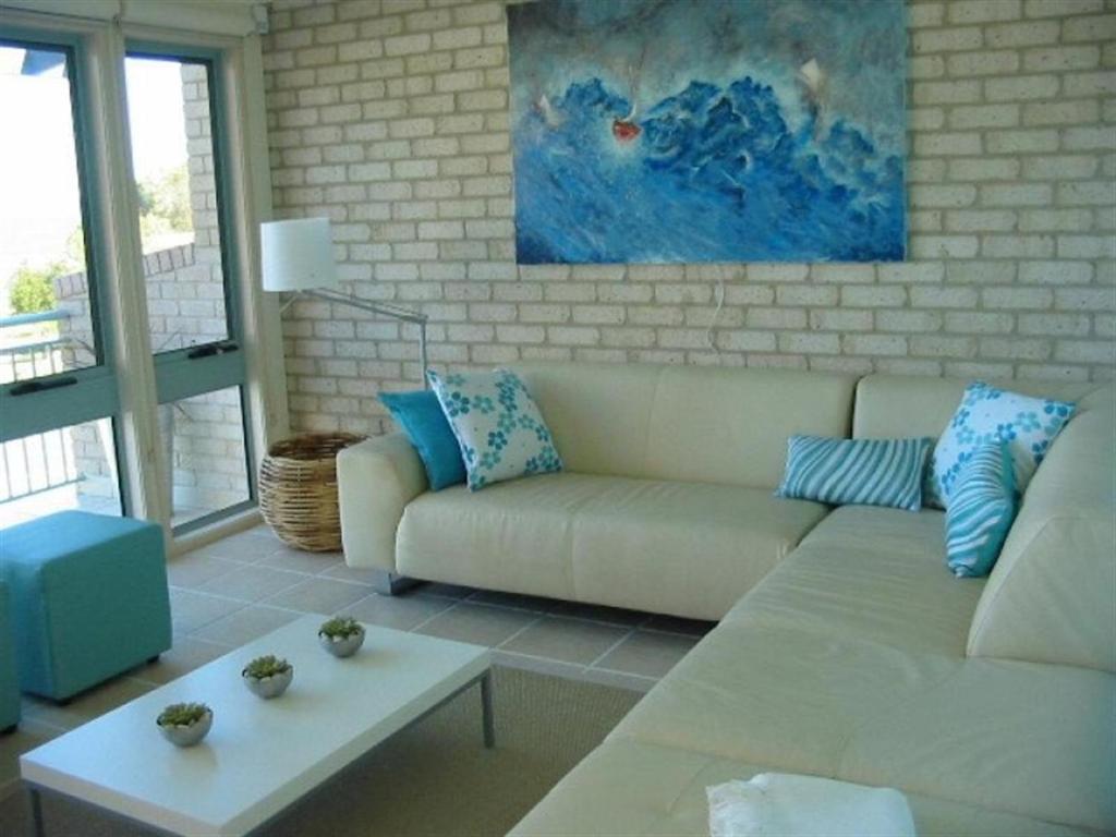 Two-Bedroom Apartment photo 2