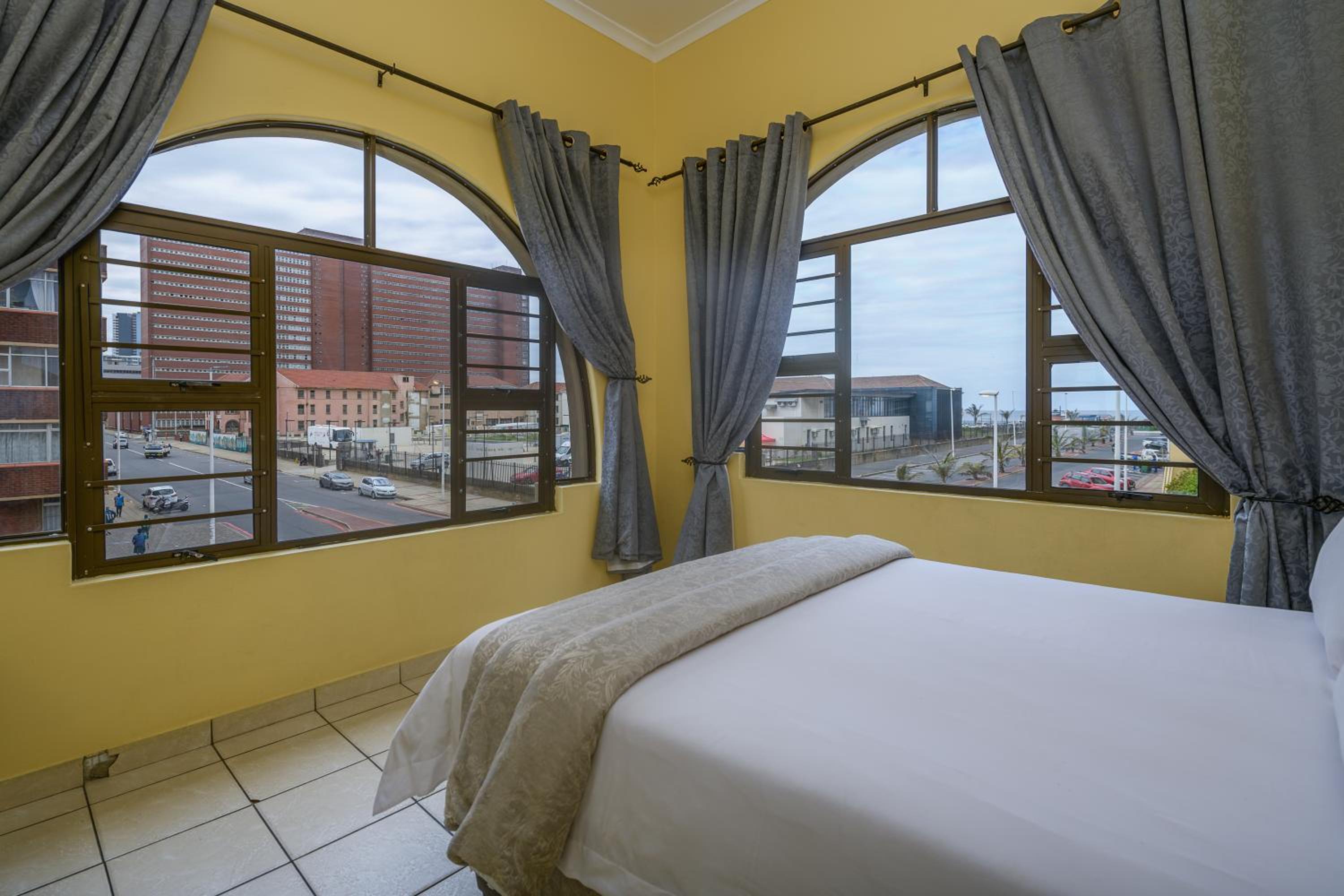 Family Apartment - Photo 3