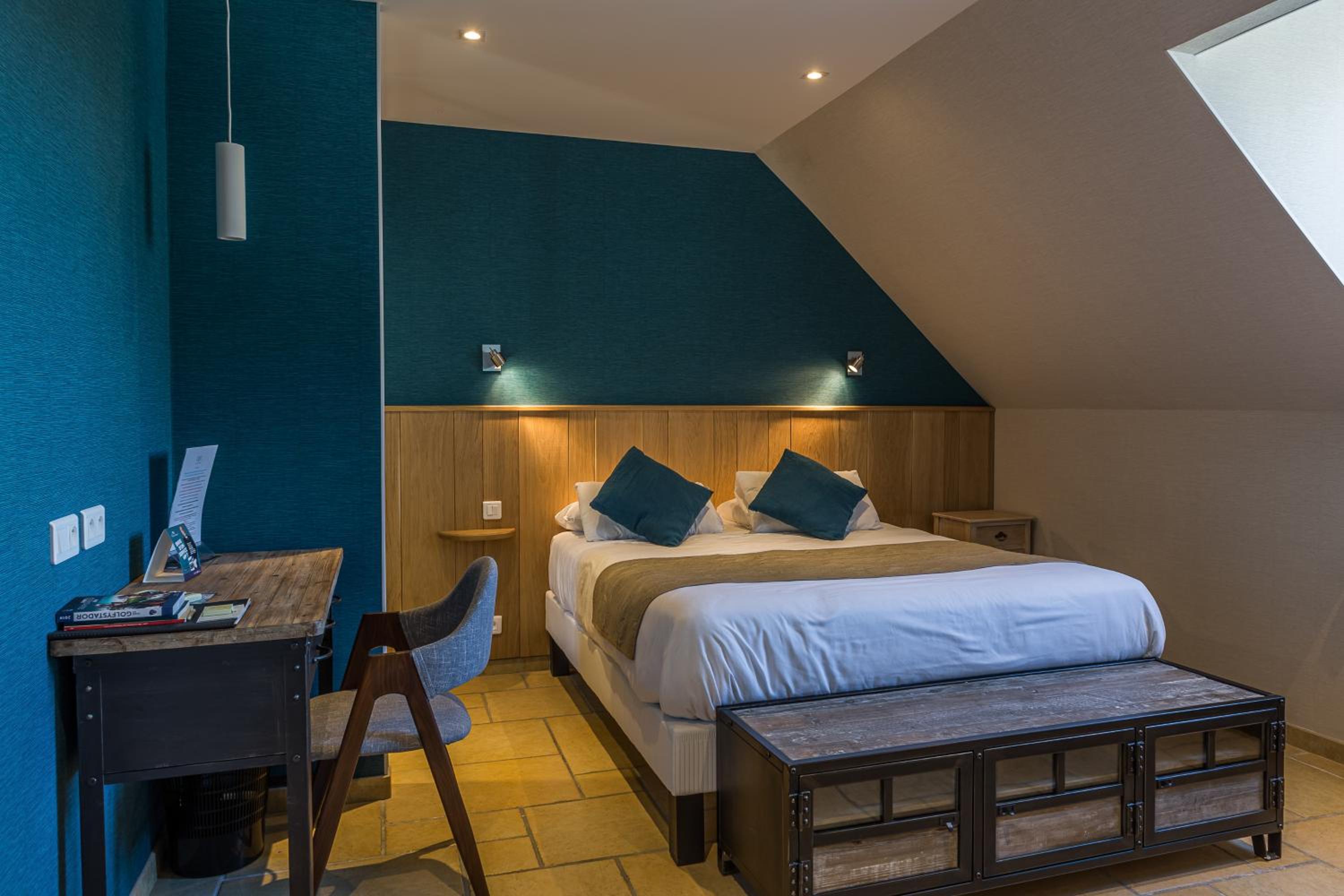 One-Bedroom Suite