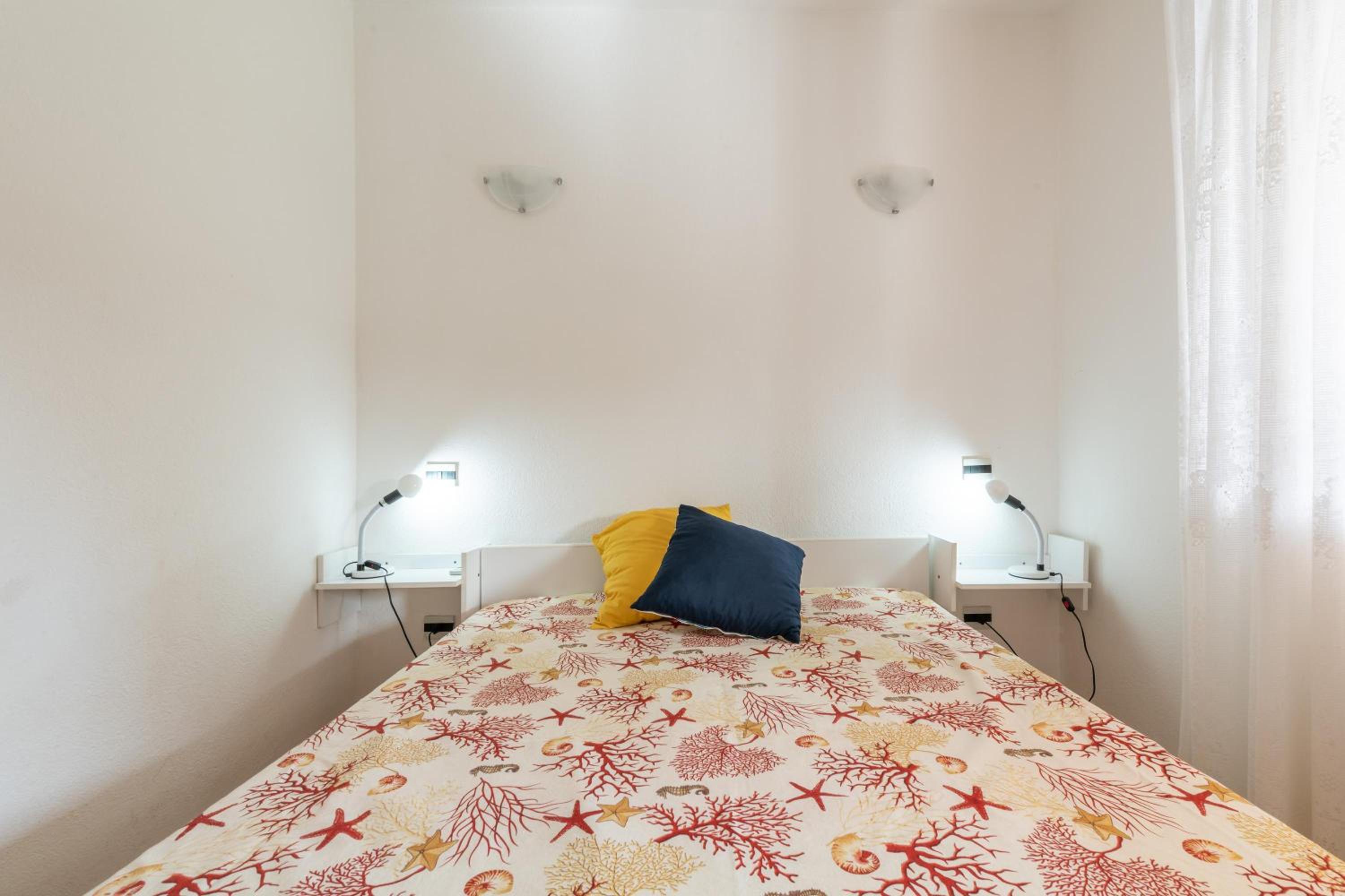 Two-Bedroom House photo 2