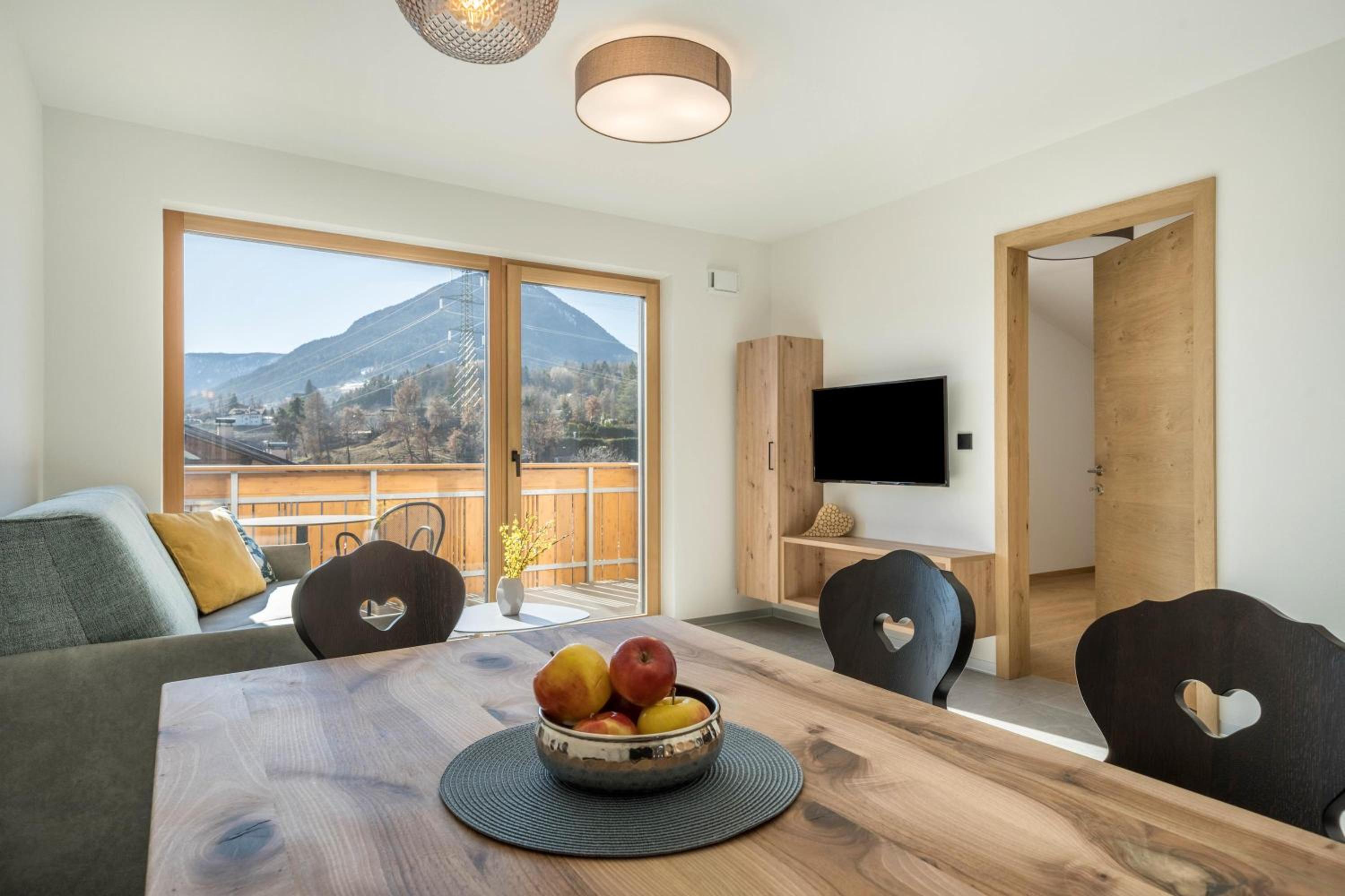 Two-Bedroom Deluxe Apartment with Garden View