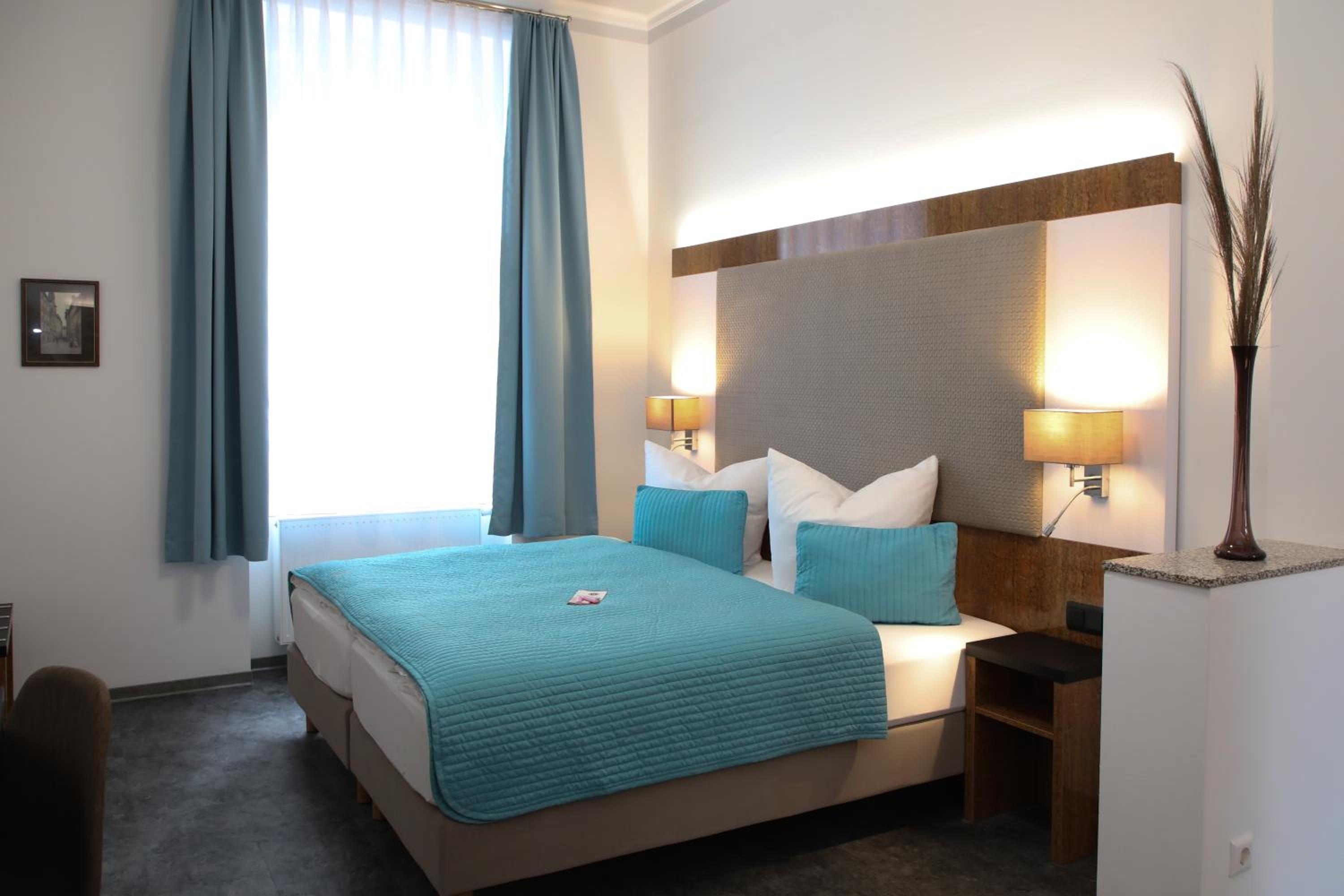 Twin Room - Disability Access