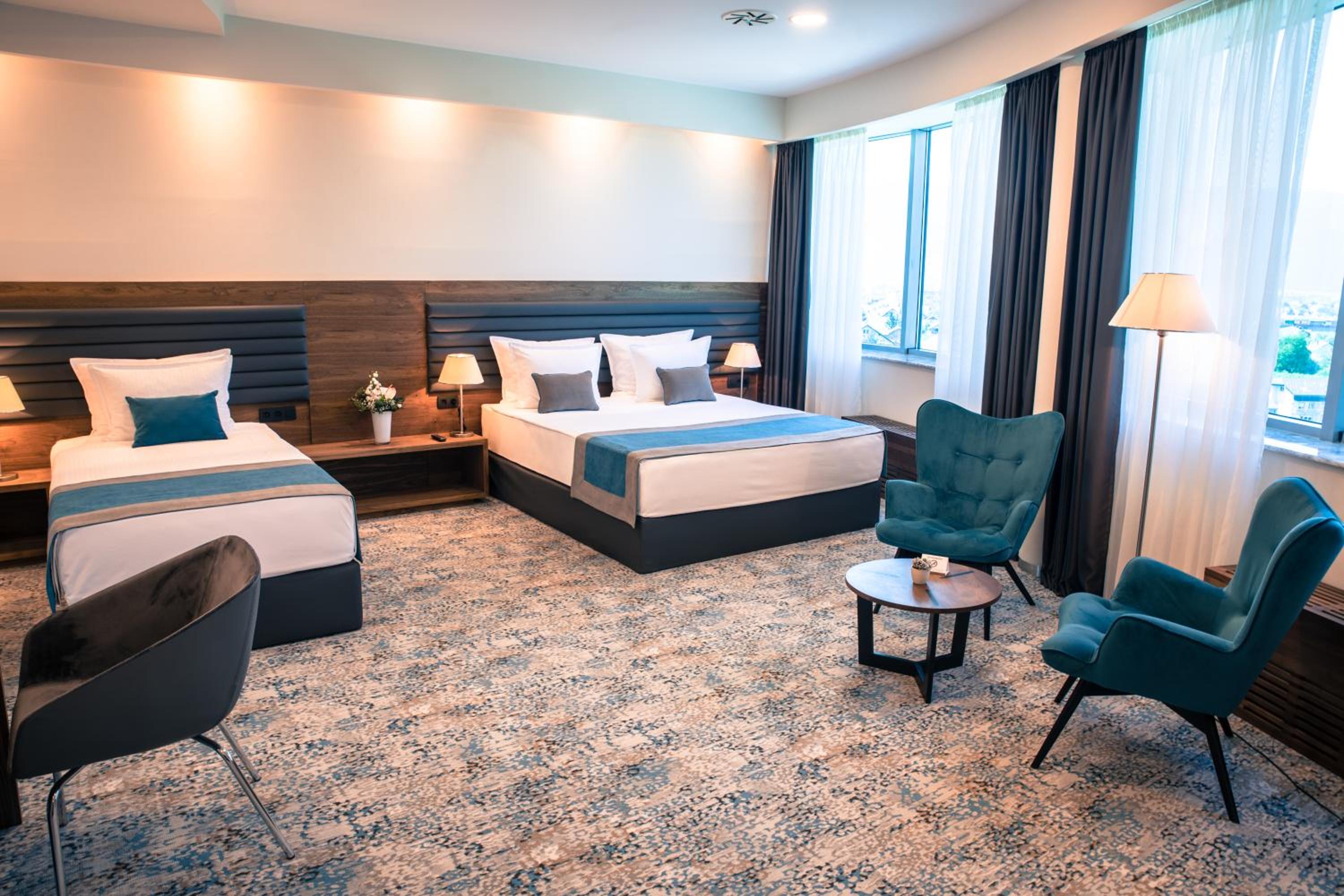 Premium Triple Room - Photo 4
