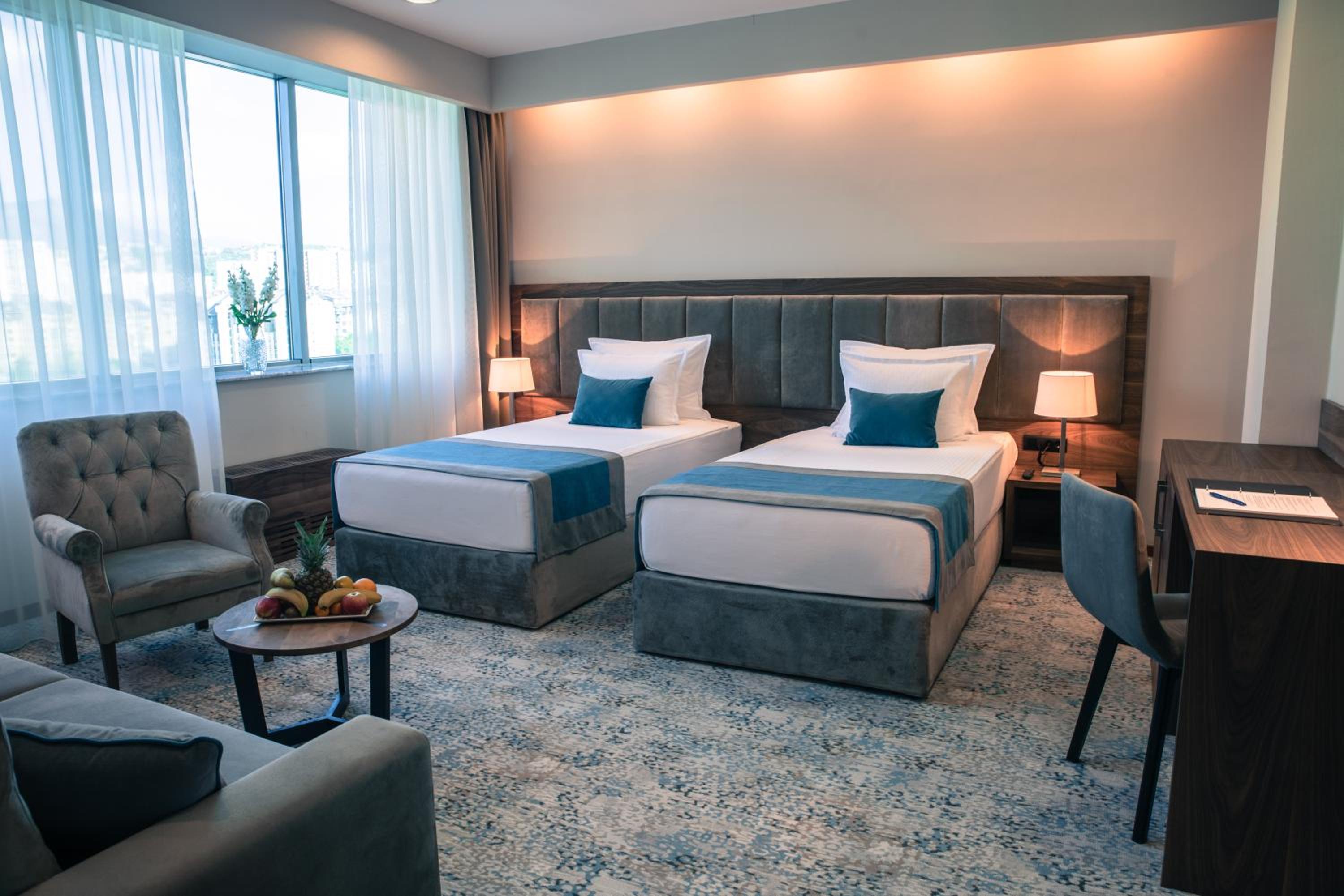 Deluxe Twin Room - Photo 3