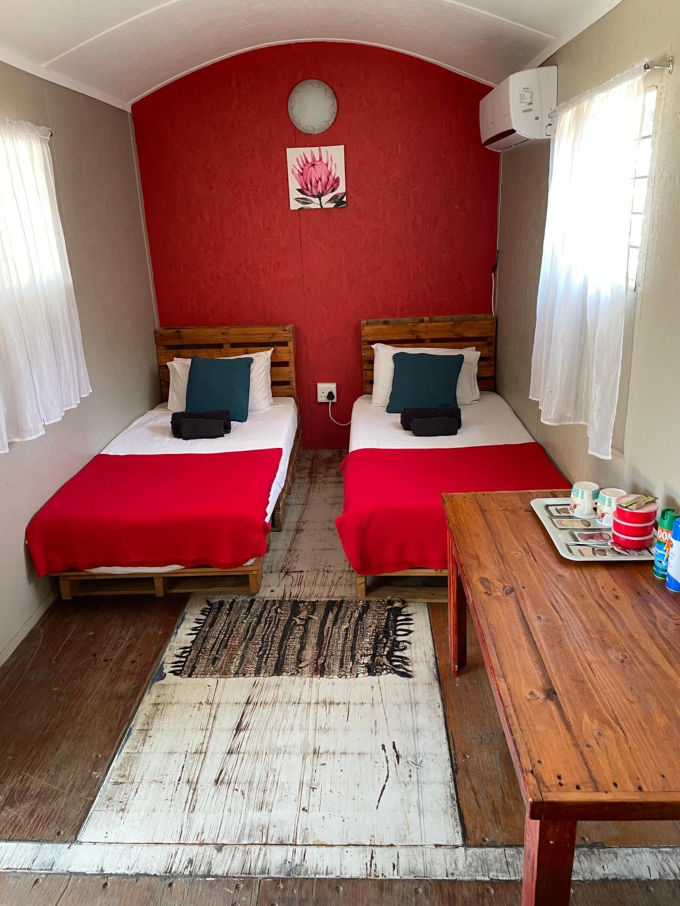 Economy Double Room photo 2