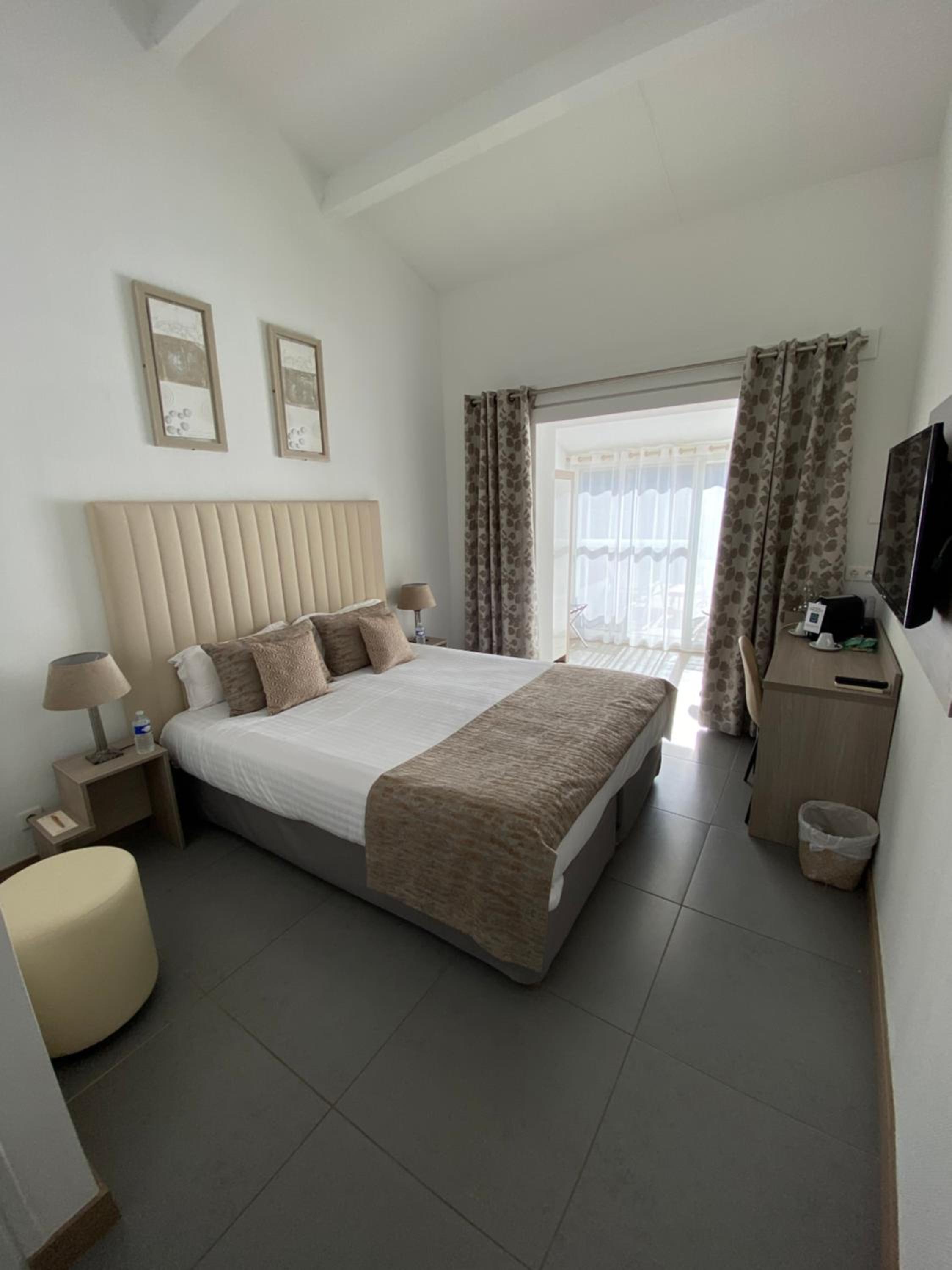 Junior Suite with Terrace photo 2