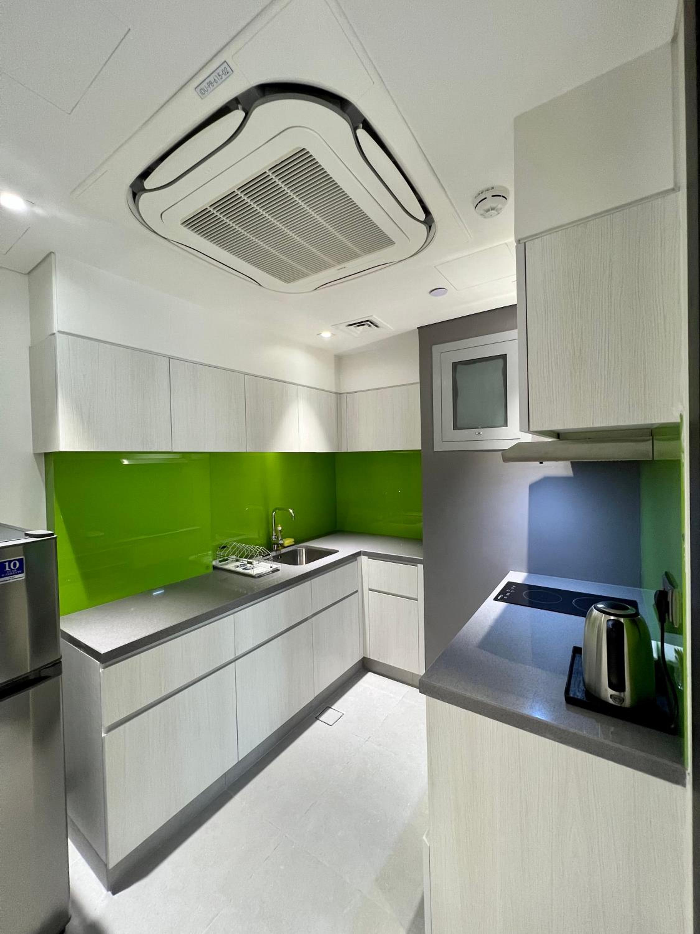 One-Bedroom Executive - Photo 9