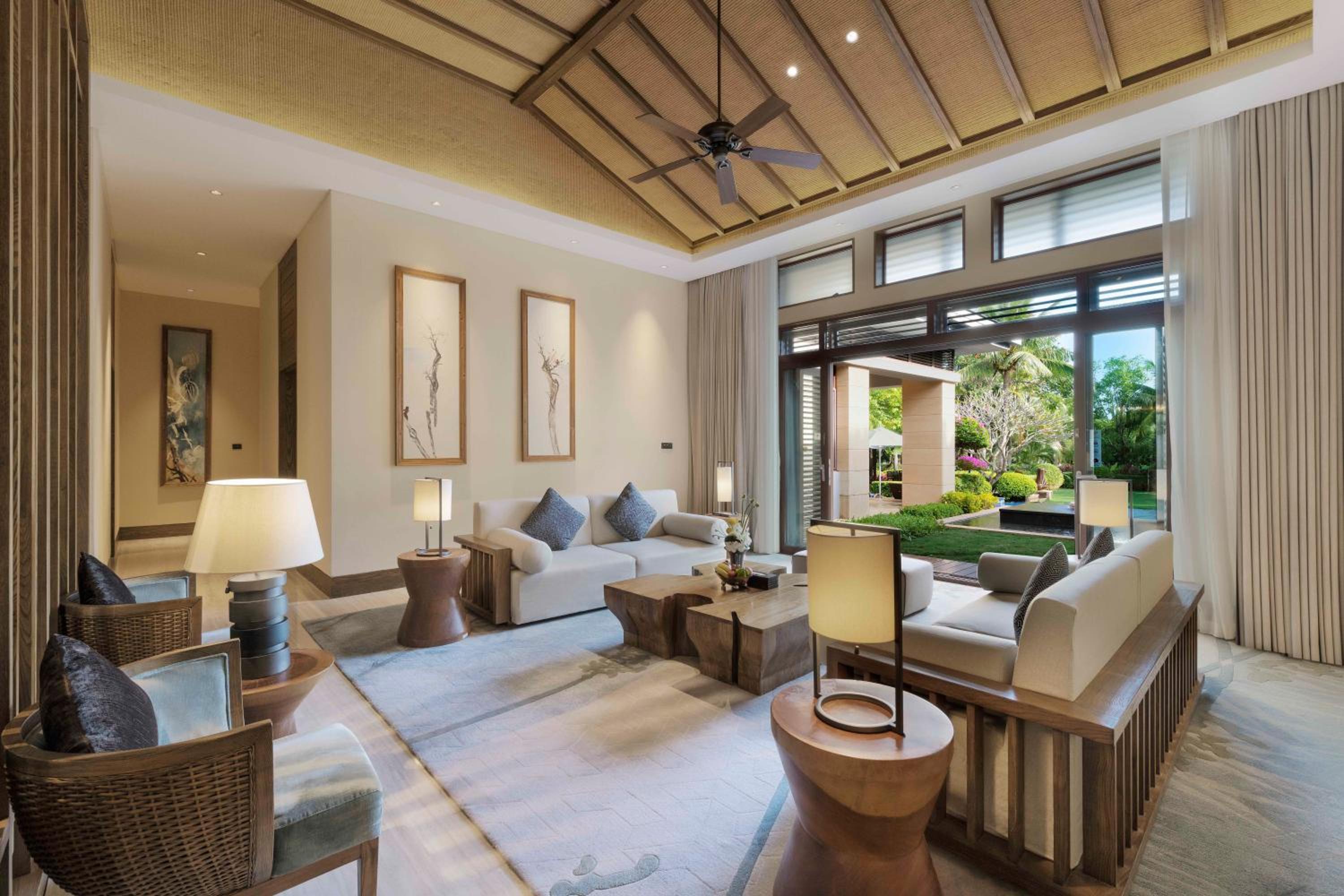 Four-Bedroom Villa With Outdoor Private Pool