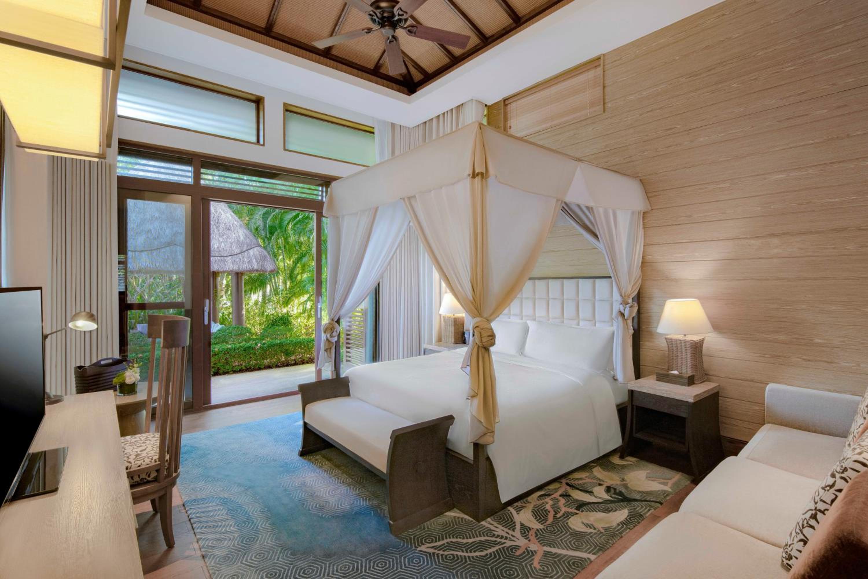 Four-Bedroom Villa with Outdoor Private Pool