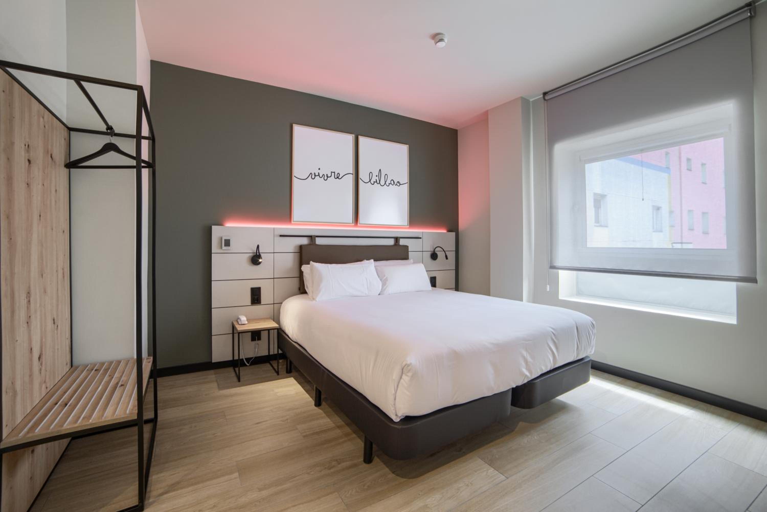 Double Or Twin Room - Photo 1