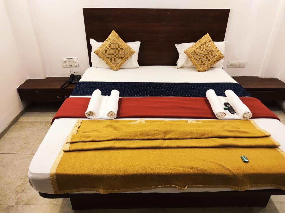 Deluxe Room - Photo 5