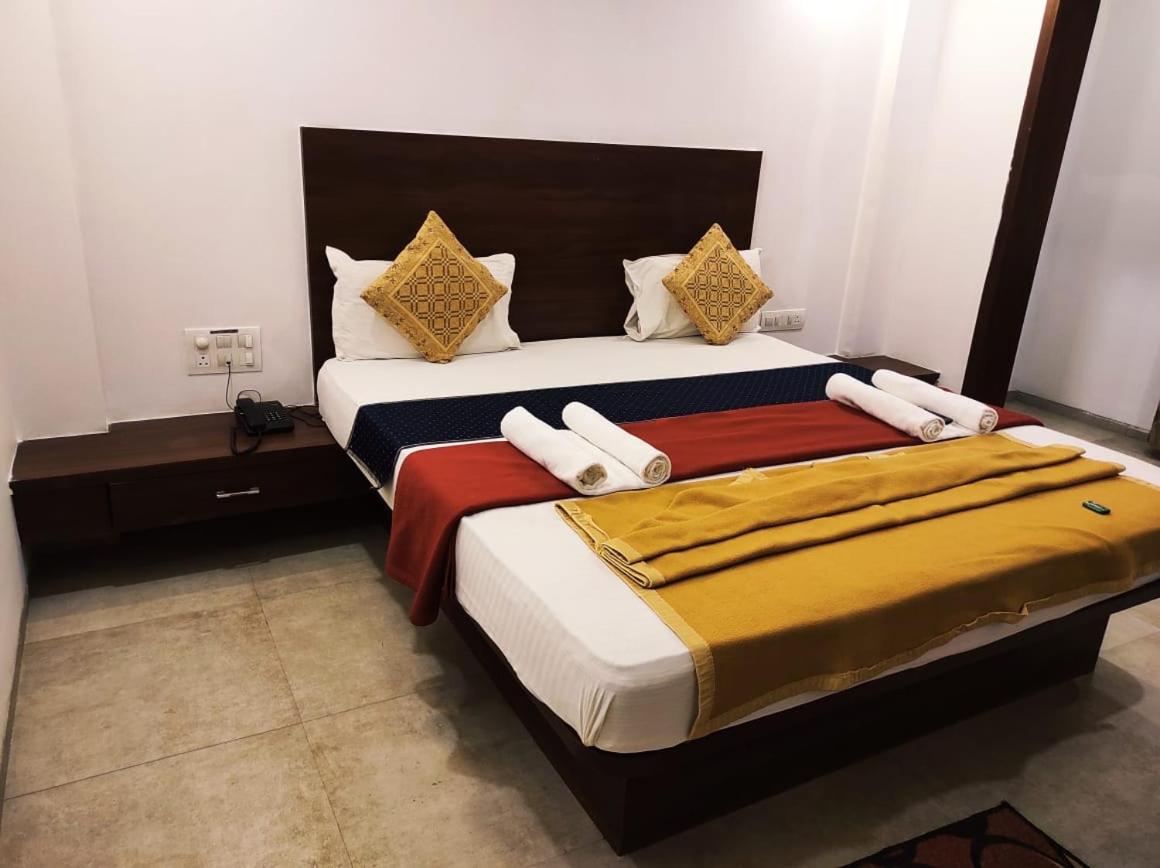 Deluxe Room - Photo 36