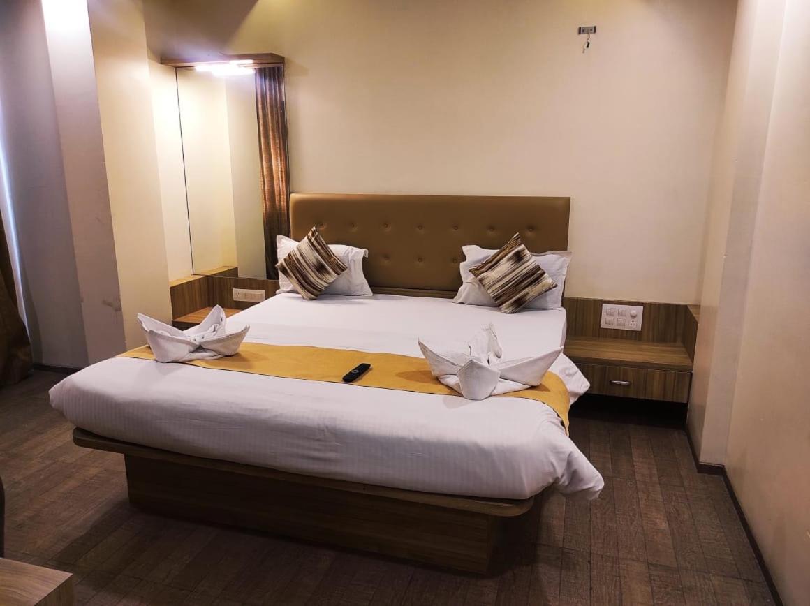 Deluxe Room - Photo 38