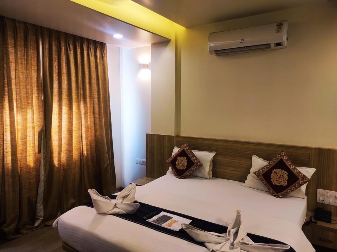 Deluxe Room - Photo 14