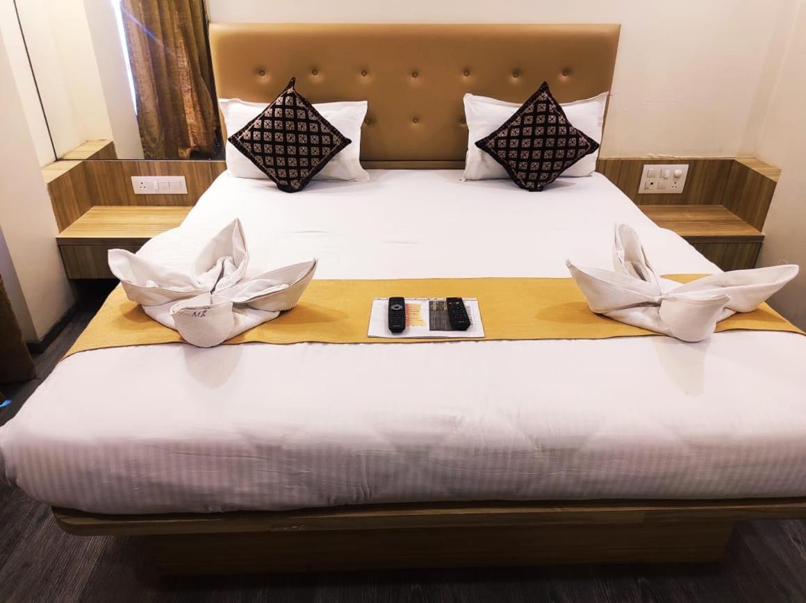 Deluxe Room - Photo 52