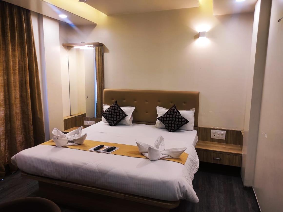 Deluxe Room - Photo 7