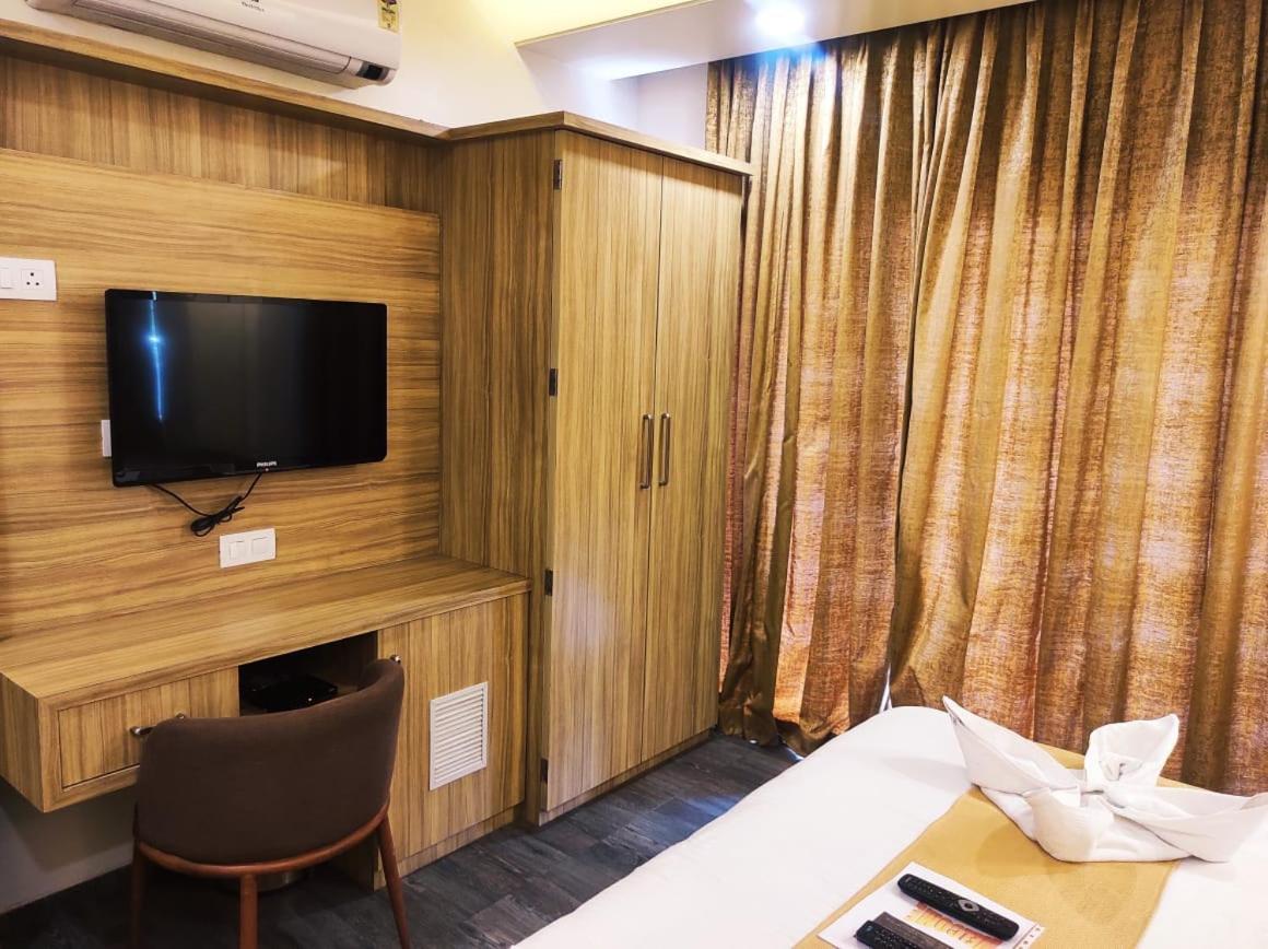 Deluxe Room - Photo 59