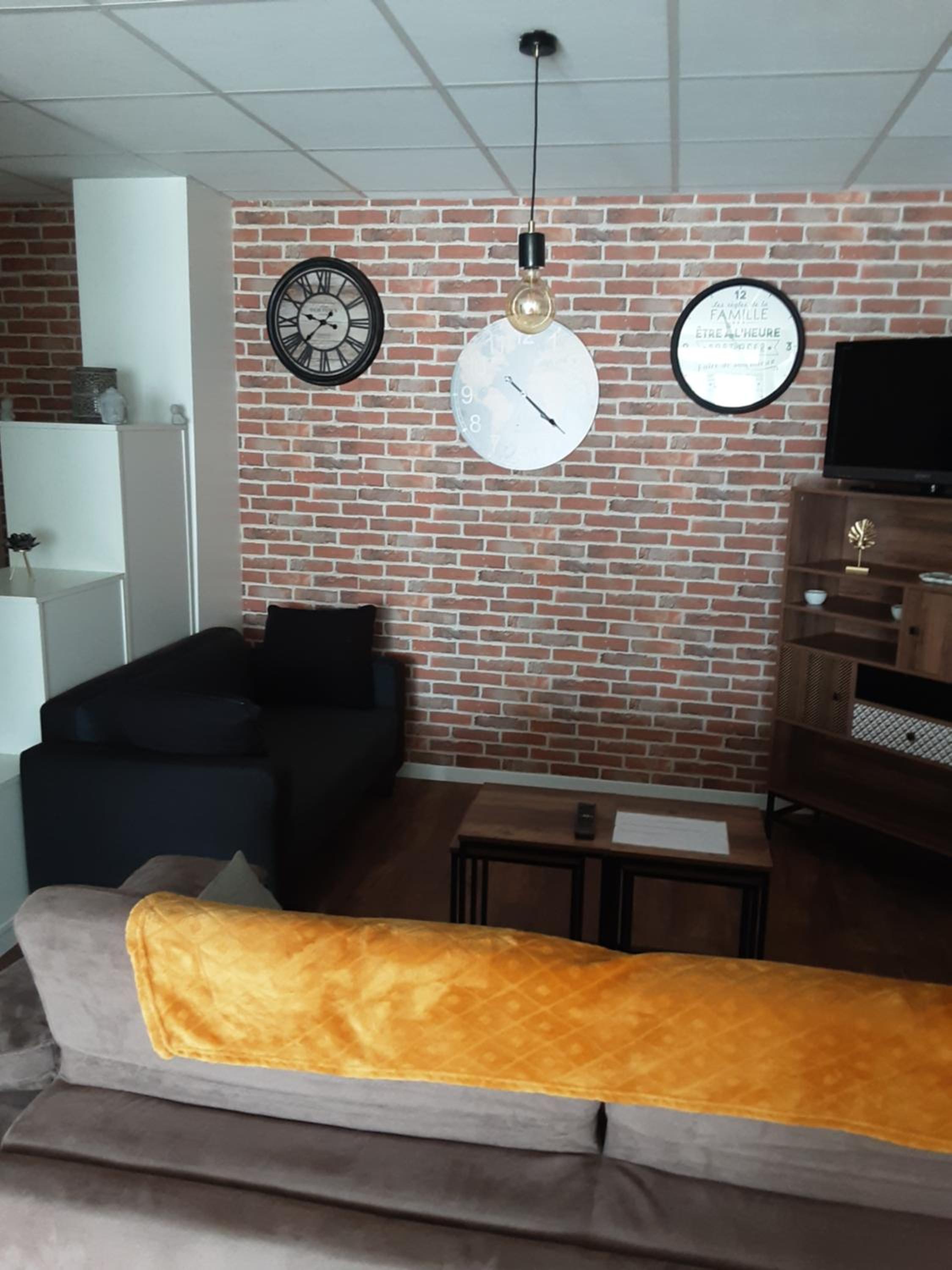 Apartment - Photo 3